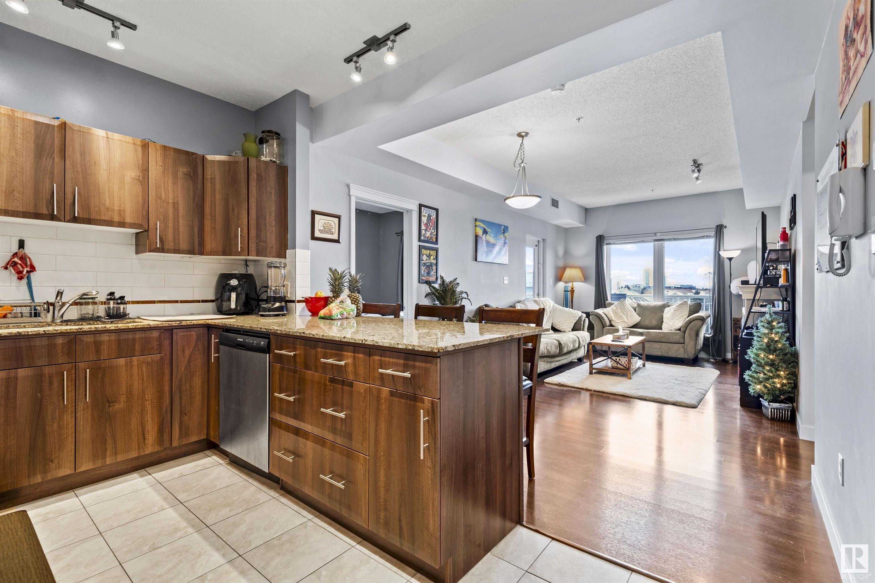      #501 10333 112 ST NW , Edmonton,  ,T5K 0B4 ;  Listing Number: MLS E4419373