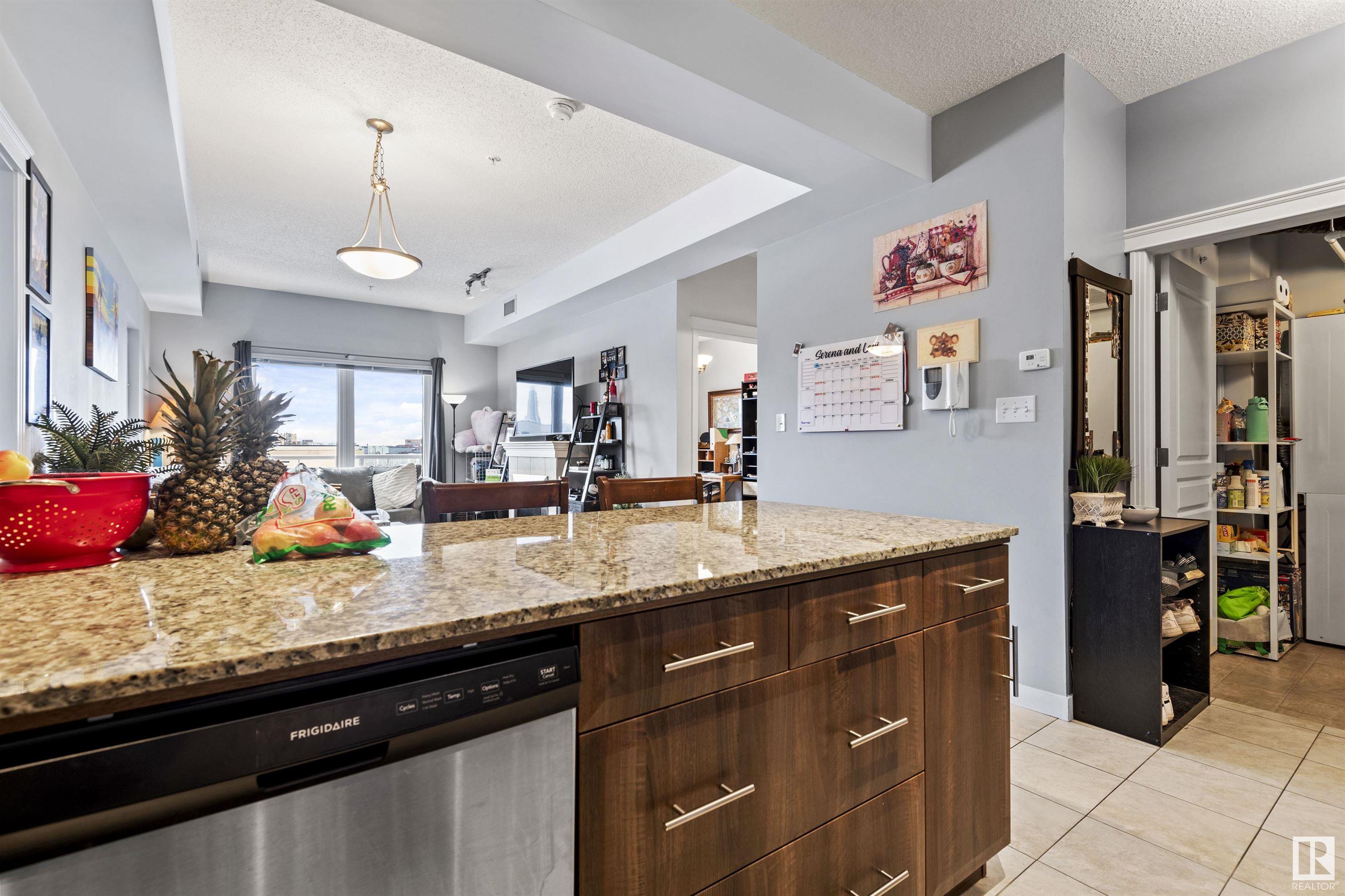      #501 10333 112 ST NW , Edmonton,  ,T5K 0B4 ;  Listing Number: MLS E4419373