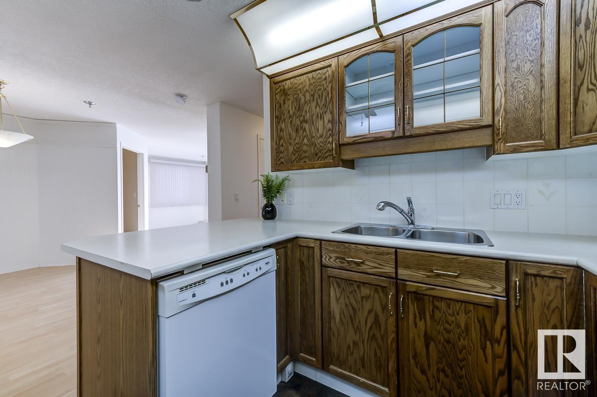      #103 10915 21 AV NW , Edmonton,  ,T6J 6X2 ;  Listing Number: MLS E4419374