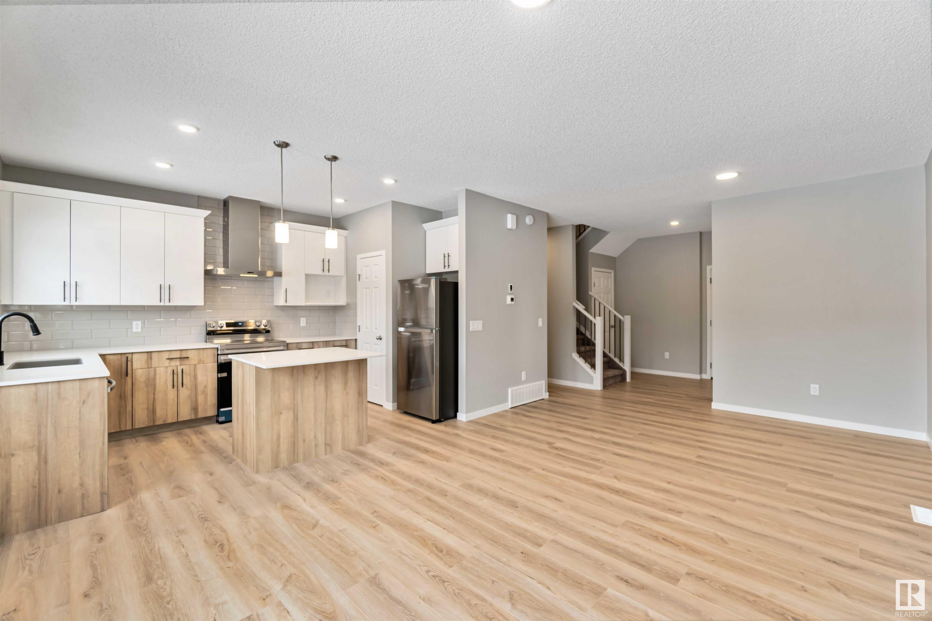      8880 Carson WY SW , Edmonton,  ,T6W 5H8 ;  Listing Number: MLS E4419376