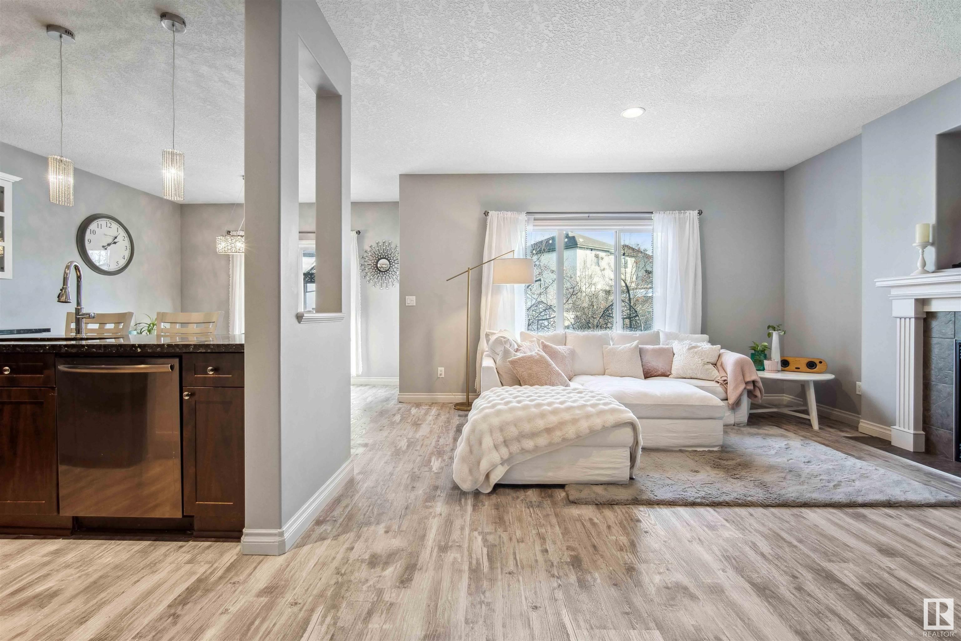      40 VERNON ST , Spruce Grove,  ,T7X 0B6 ;  Listing Number: MLS E4419384