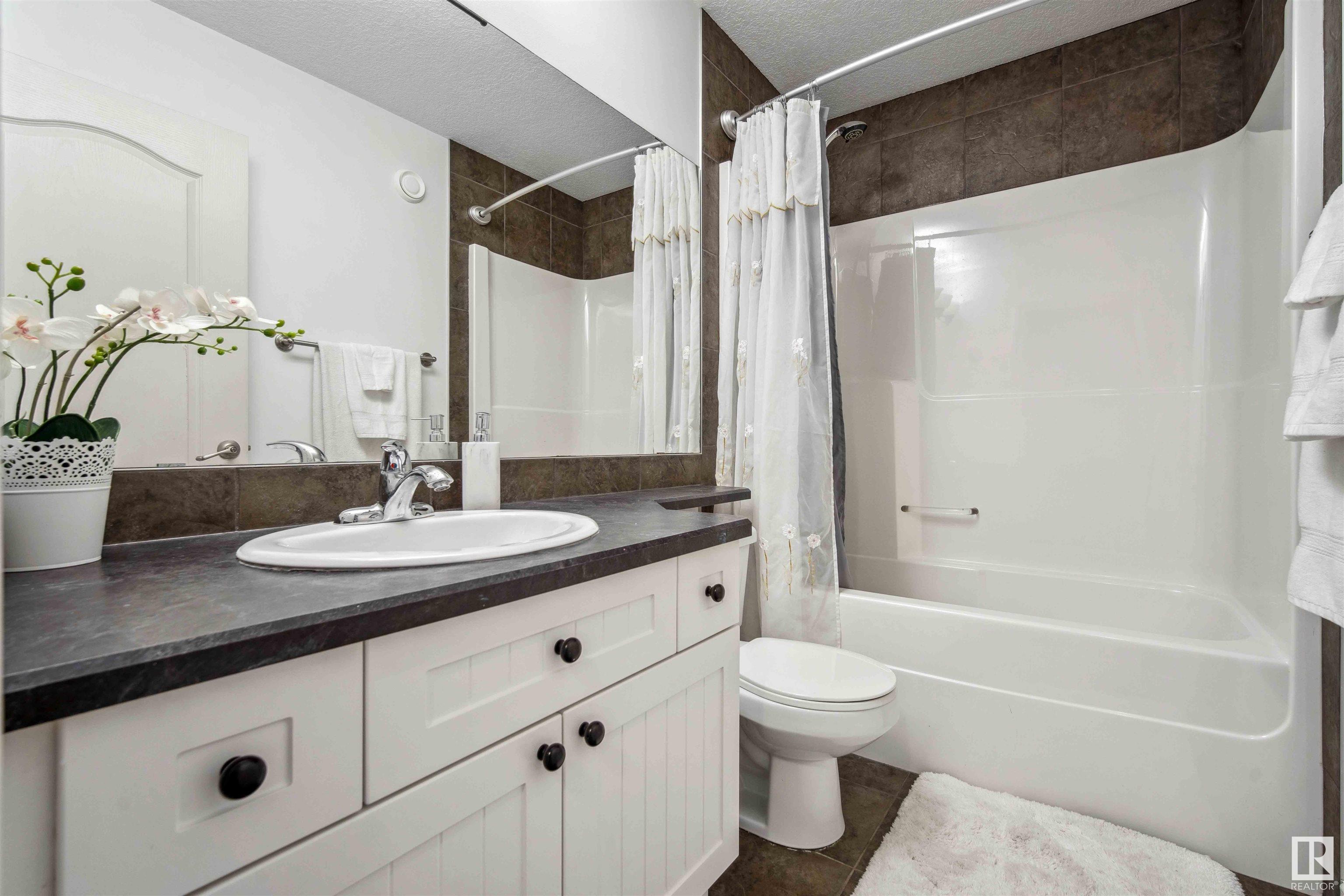      40 VERNON ST , Spruce Grove,  ,T7X 0B6 ;  Listing Number: MLS E4419384