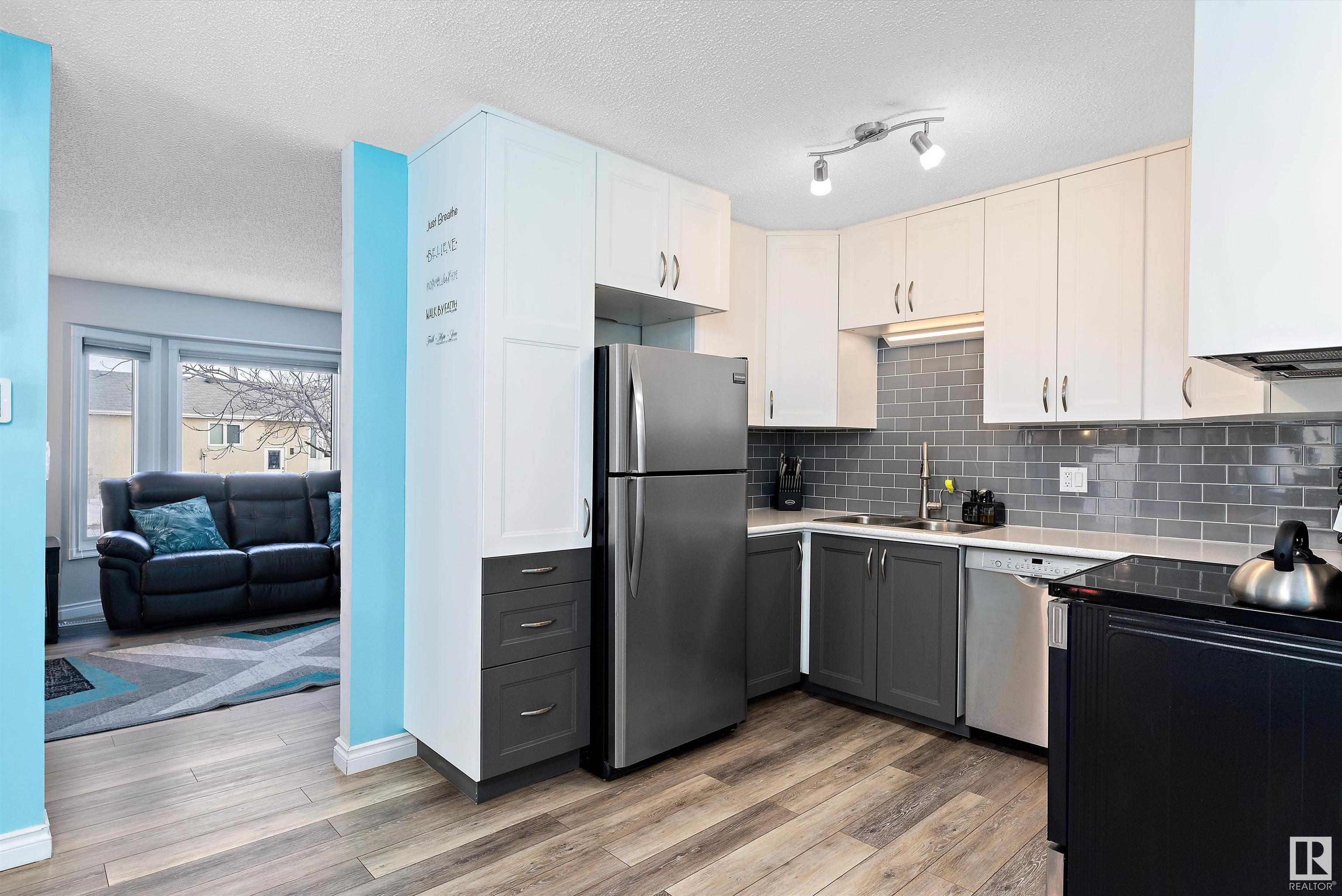      4653 126 AV NW , Edmonton,  ,T5A 4L1 ;  Listing Number: MLS E4419390