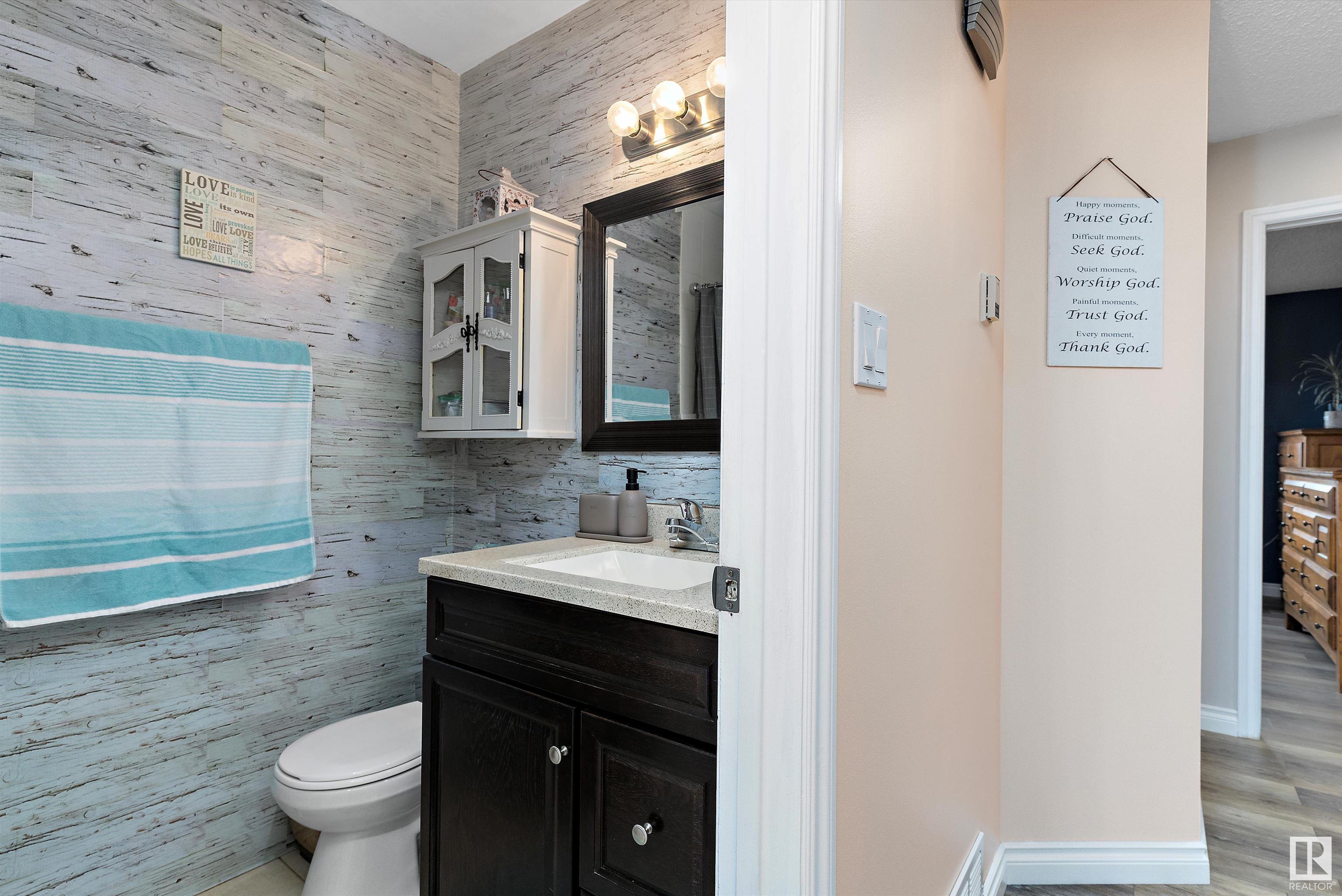      4653 126 AV NW , Edmonton,  ,T5A 4L1 ;  Listing Number: MLS E4419390