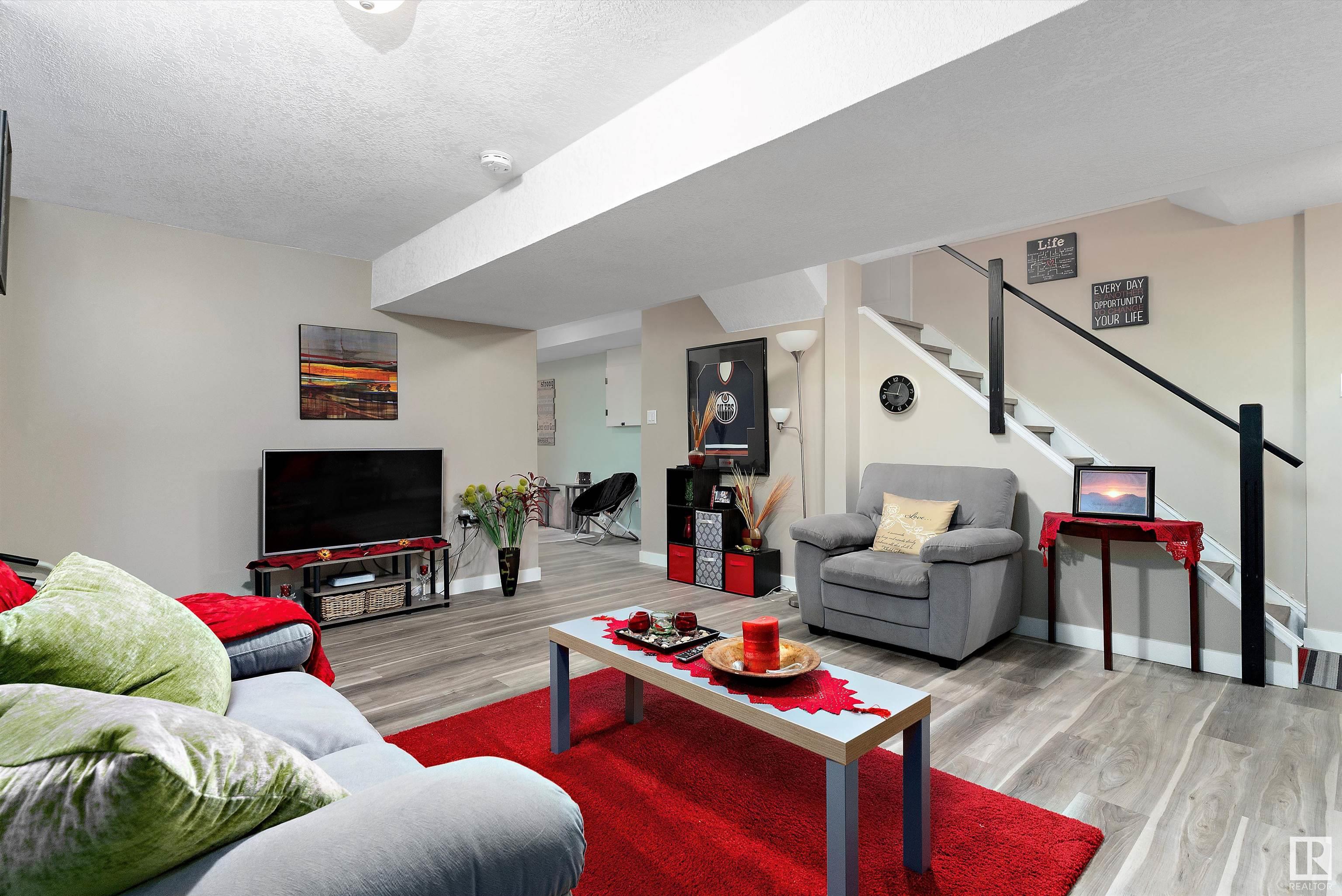      4653 126 AV NW , Edmonton,  ,T5A 4L1 ;  Listing Number: MLS E4419390