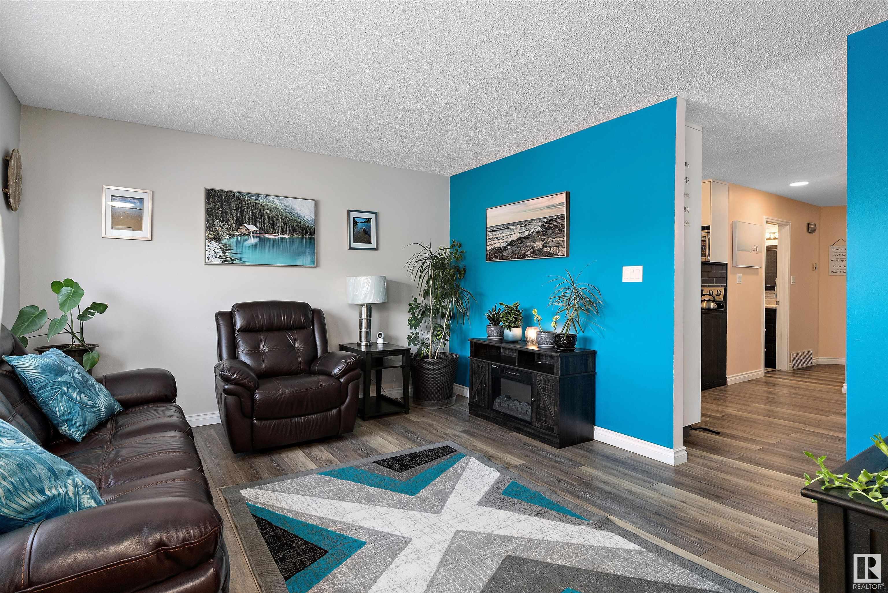      4653 126 AV NW , Edmonton,  ,T5A 4L1 ;  Listing Number: MLS E4419390
