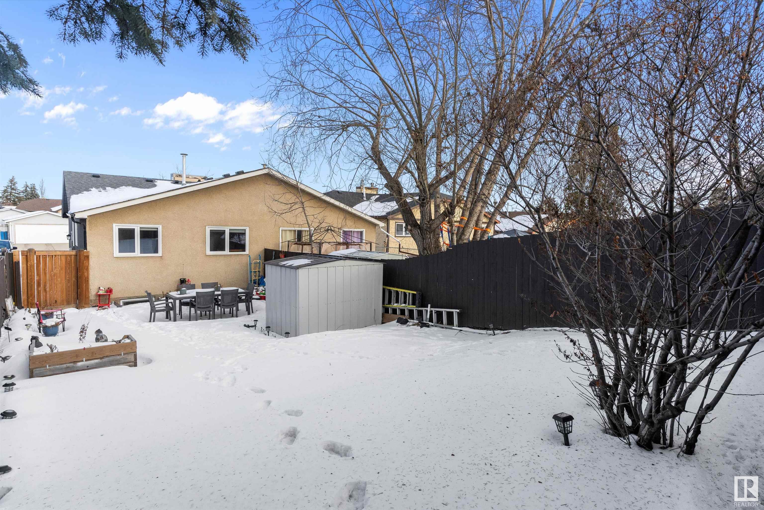      4653 126 AV NW , Edmonton,  ,T5A 4L1 ;  Listing Number: MLS E4419390