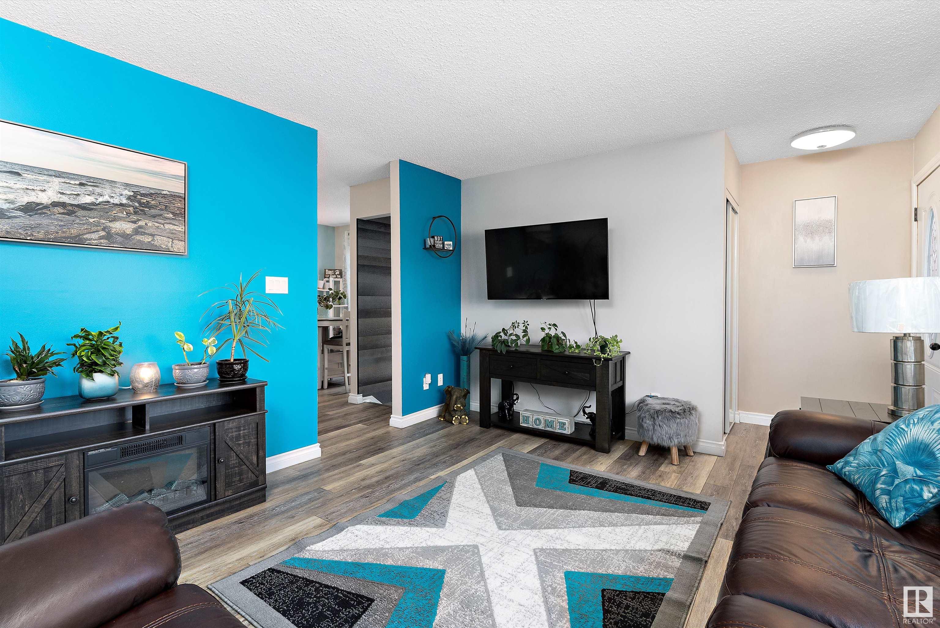      4653 126 AV NW , Edmonton,  ,T5A 4L1 ;  Listing Number: MLS E4419390