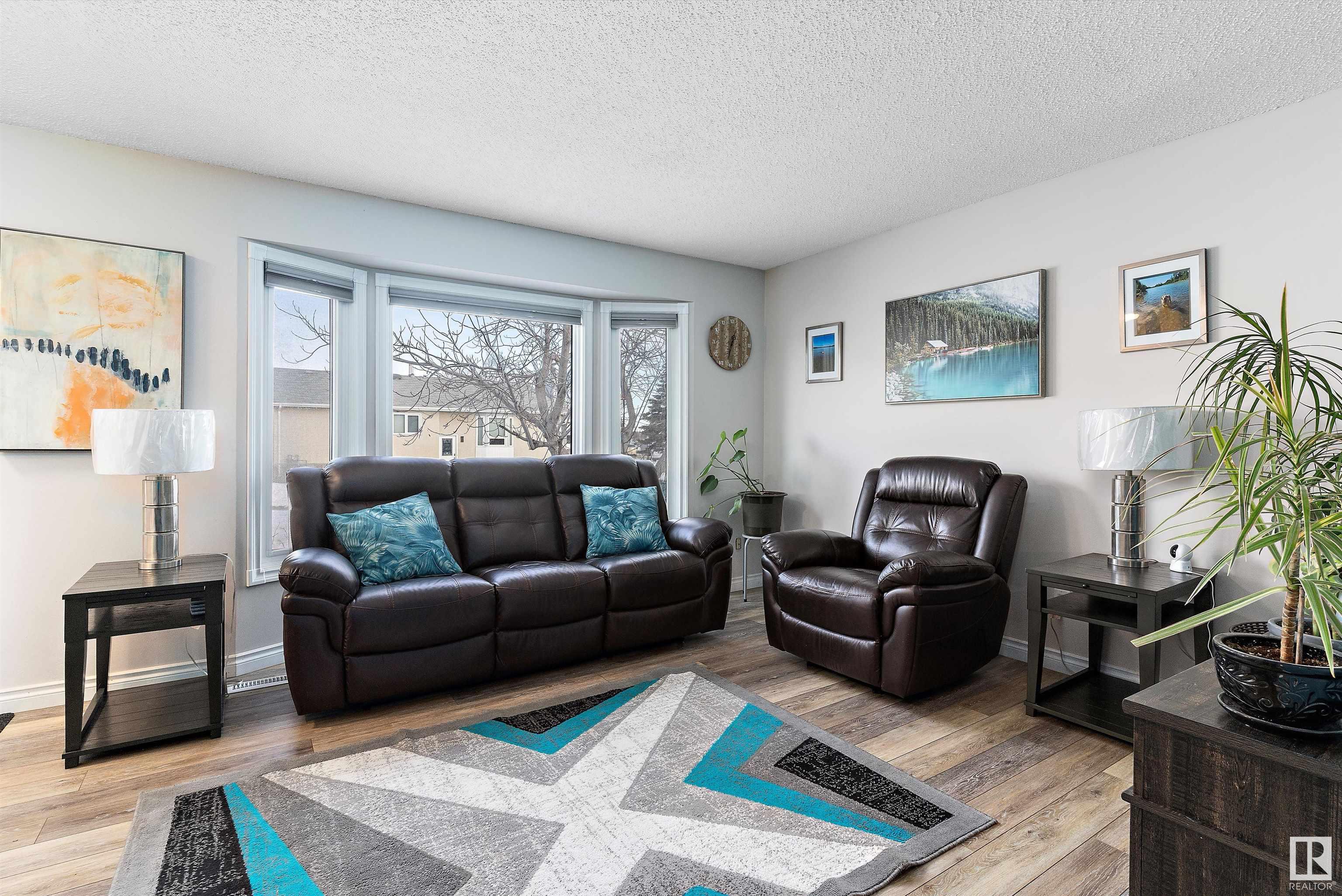      4653 126 AV NW , Edmonton,  ,T5A 4L1 ;  Listing Number: MLS E4419390