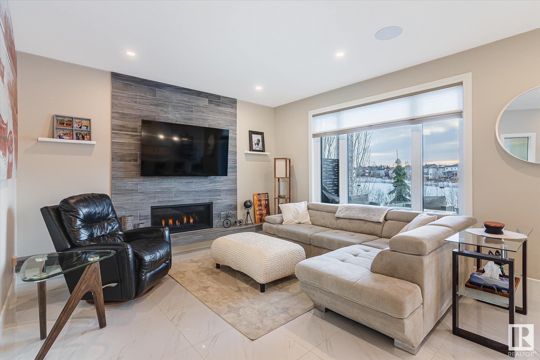      5401 RUE EAGLEMONT , Beaumont,  ,T4X 0H2 ;  Listing Number: MLS E4419398