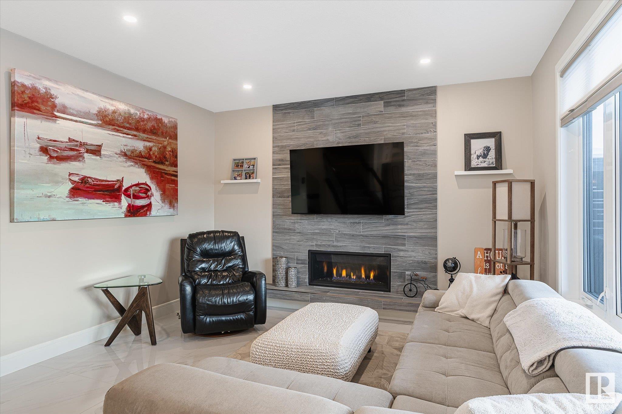      5401 RUE EAGLEMONT , Beaumont,  ,T4X 0H2 ;  Listing Number: MLS E4419398