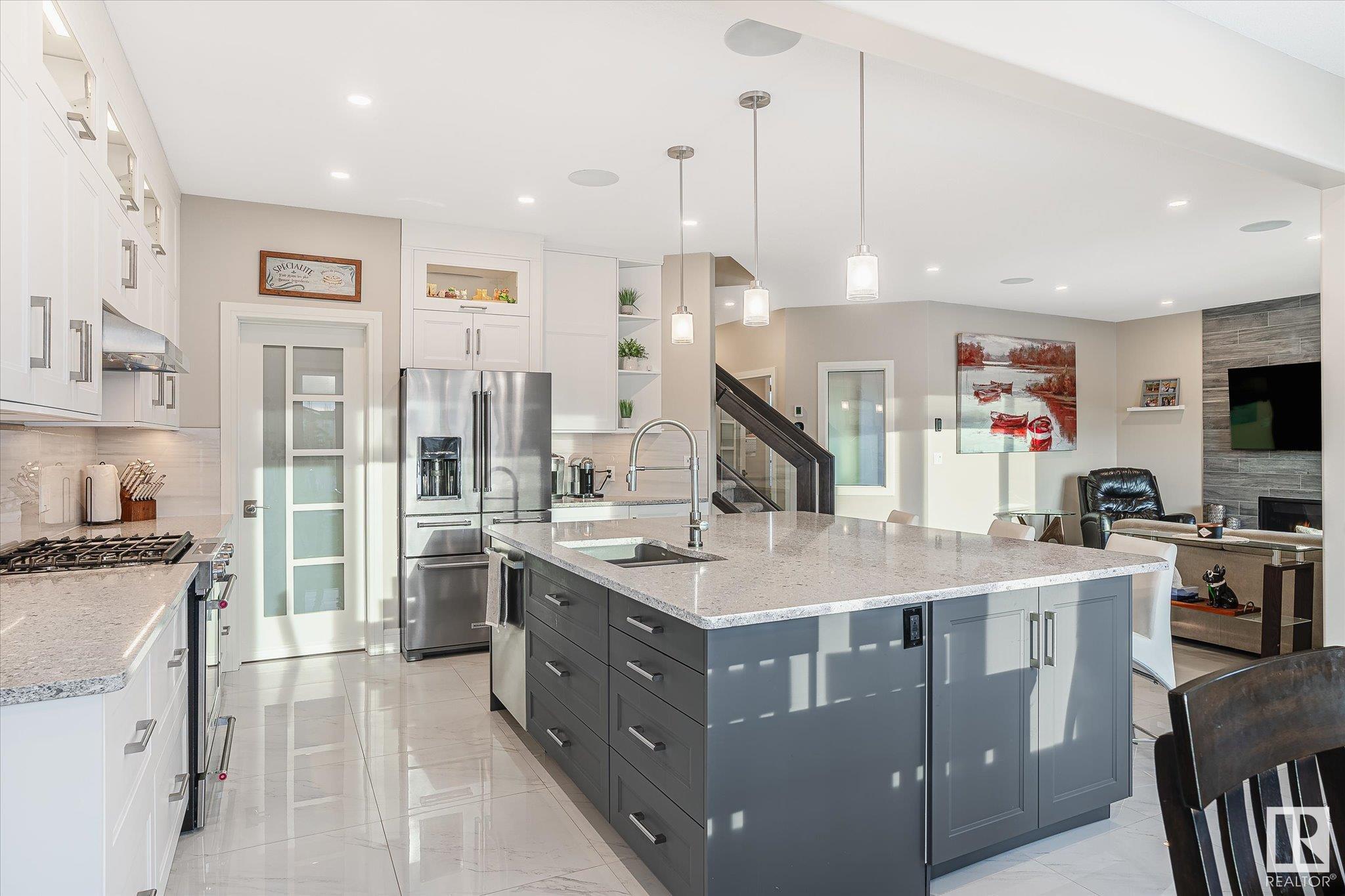      5401 RUE EAGLEMONT , Beaumont,  ,T4X 0H2 ;  Listing Number: MLS E4419398