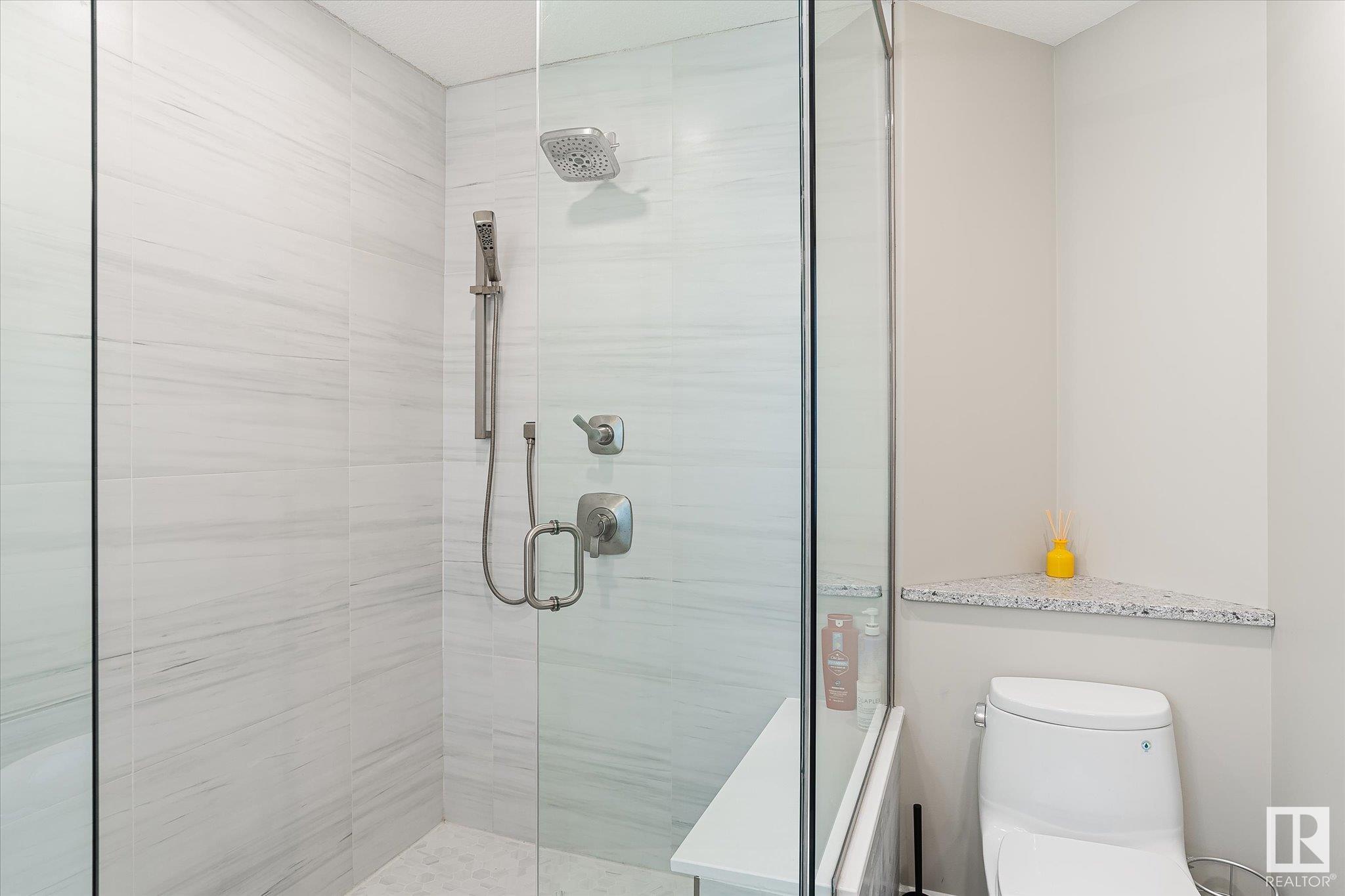      5401 RUE EAGLEMONT , Beaumont,  ,T4X 0H2 ;  Listing Number: MLS E4419398