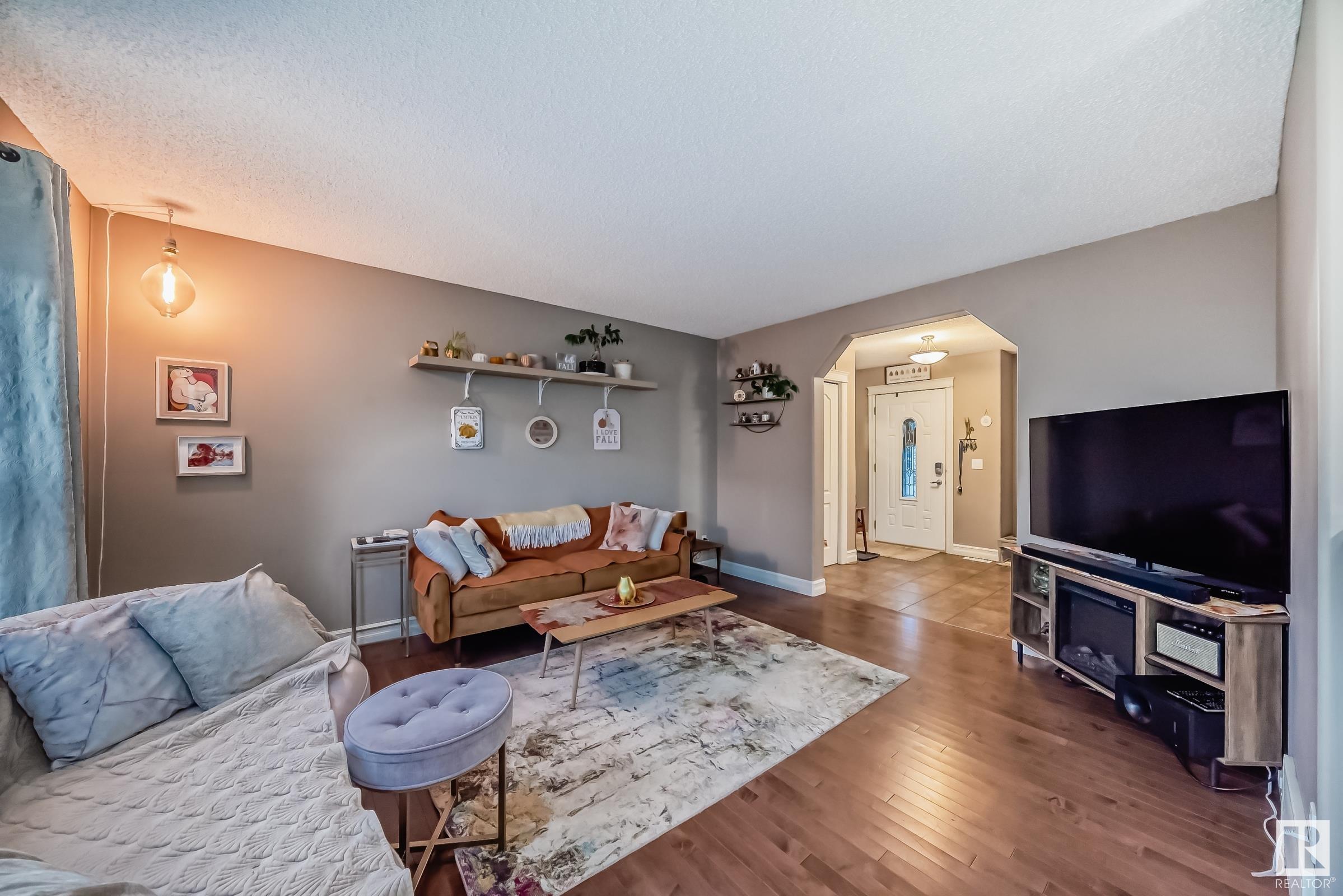      25 Cranberry BN , Fort Saskatchewan,  ,T8L 0H2 ;  Listing Number: MLS E4419404