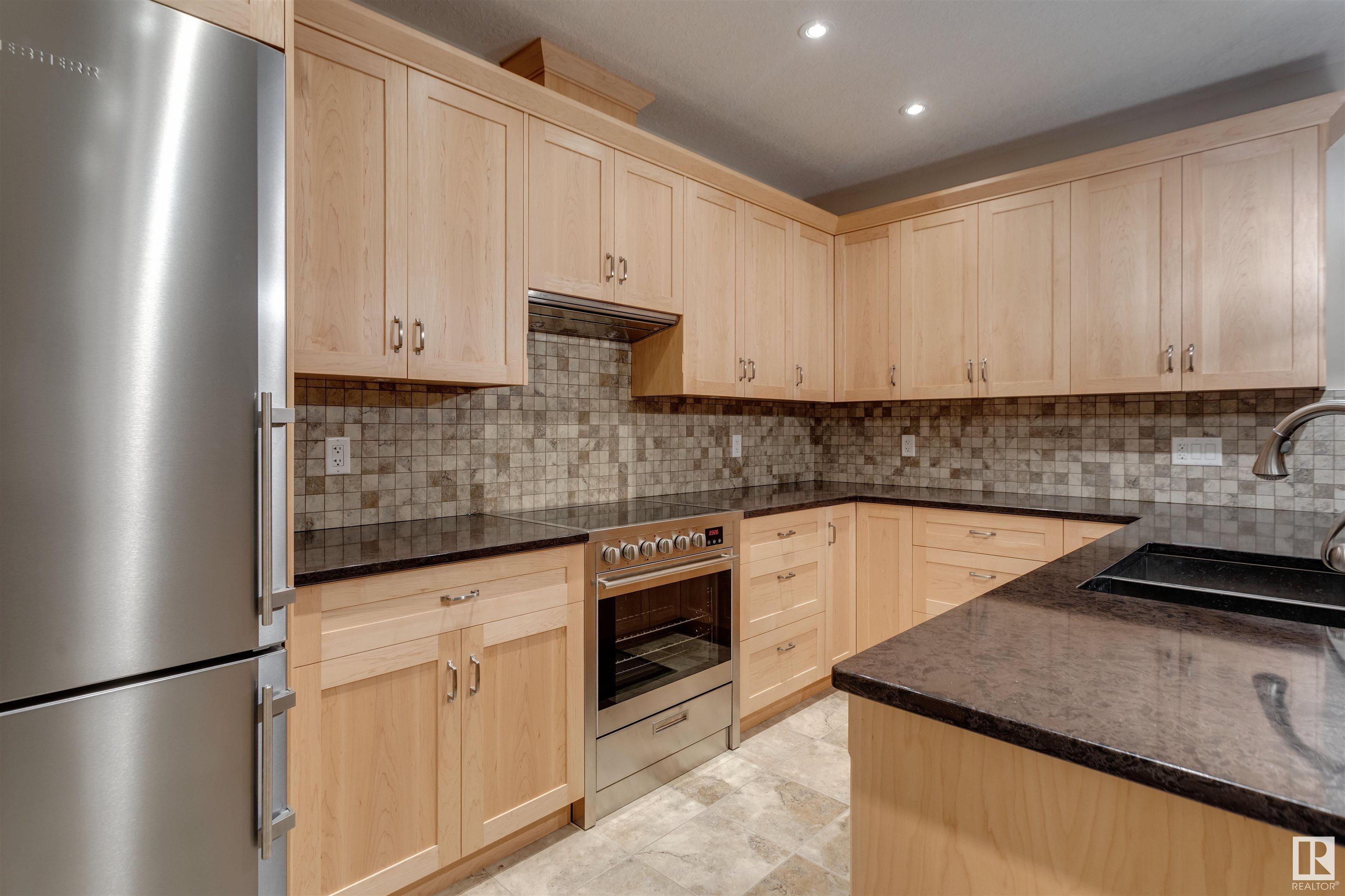      11026 80 AV NW , Edmonton,  ,T6G 0R3 ;  Listing Number: MLS E4419408