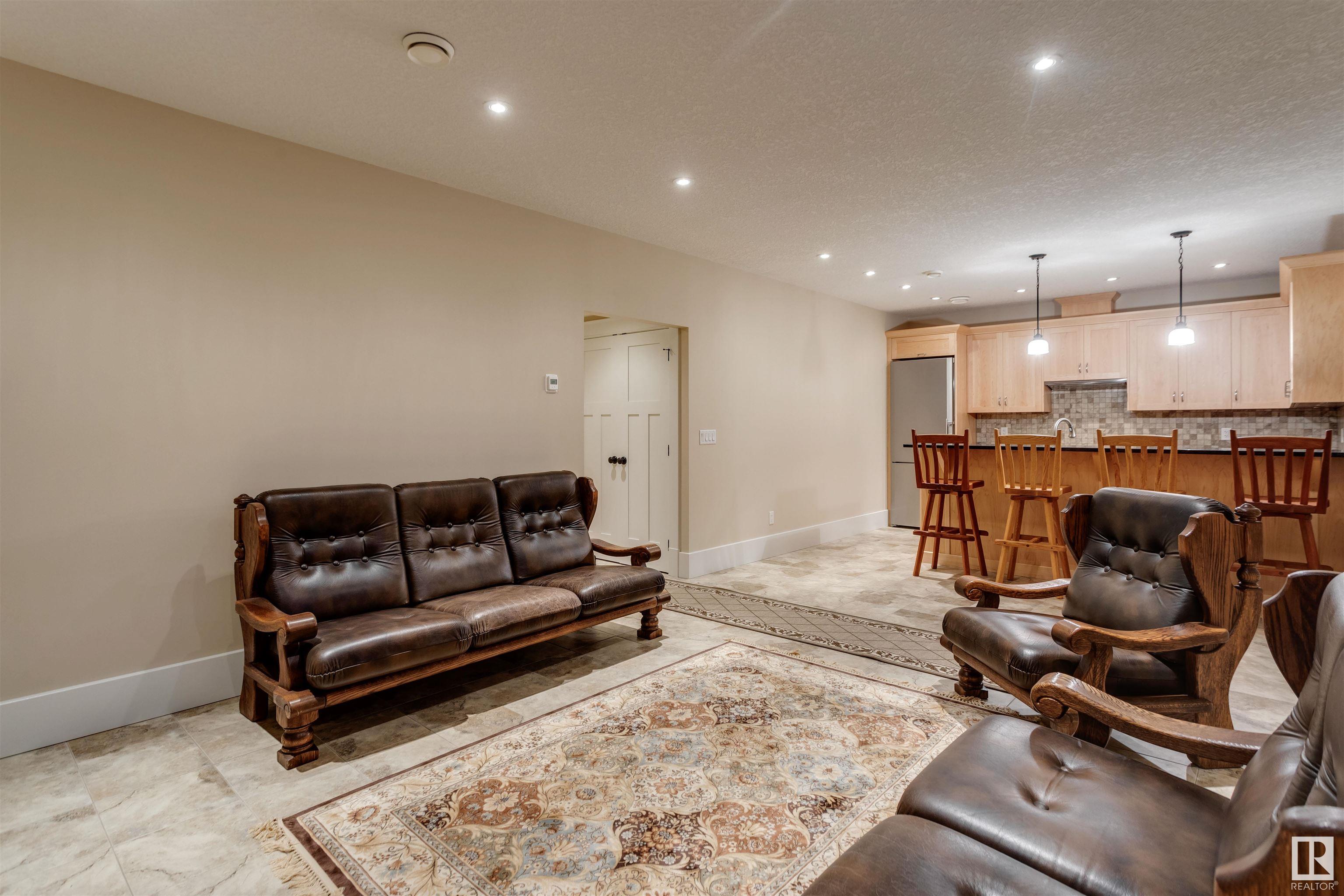      11026 80 AV NW , Edmonton,  ,T6G 0R3 ;  Listing Number: MLS E4419408