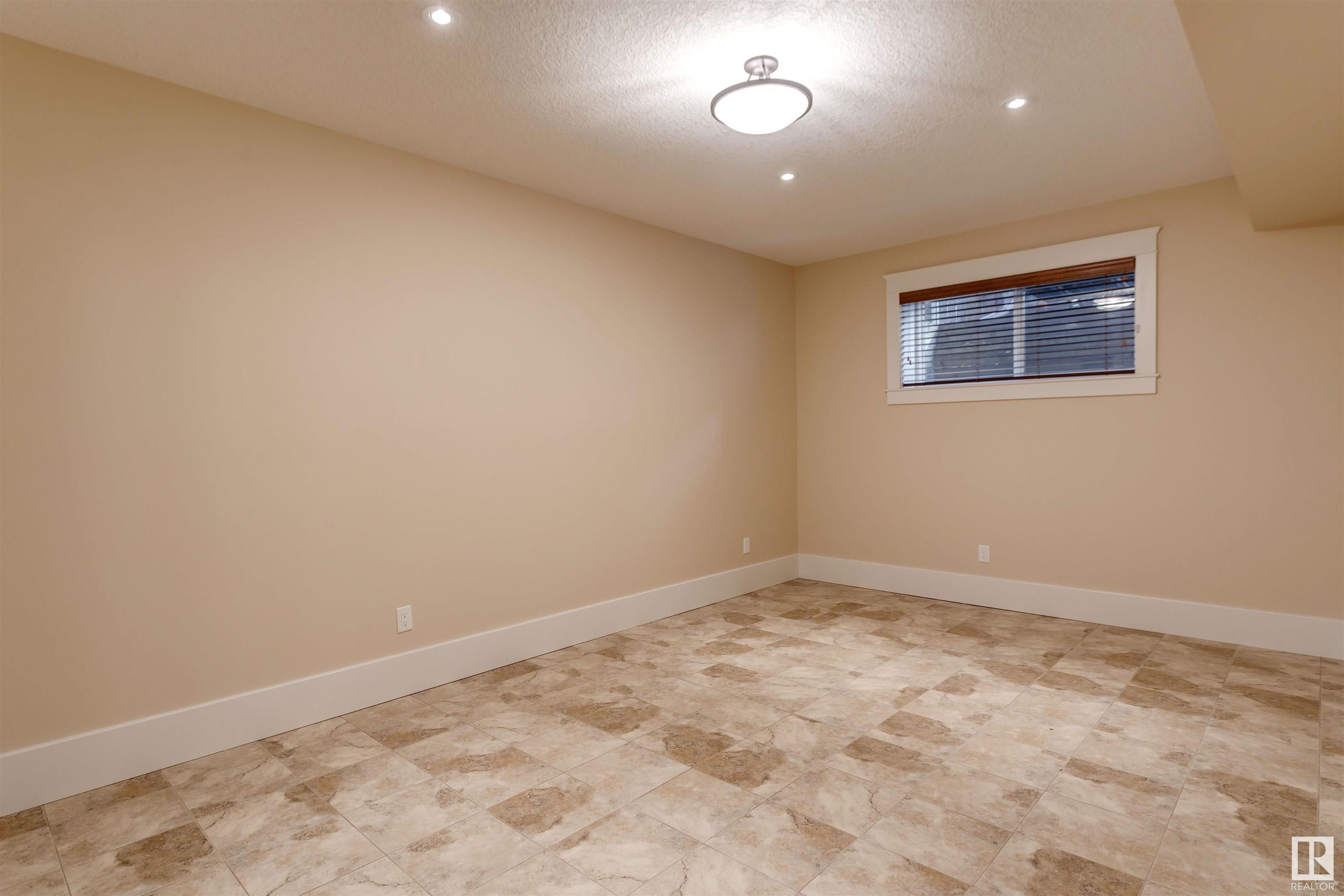      11026 80 AV NW , Edmonton,  ,T6G 0R3 ;  Listing Number: MLS E4419408