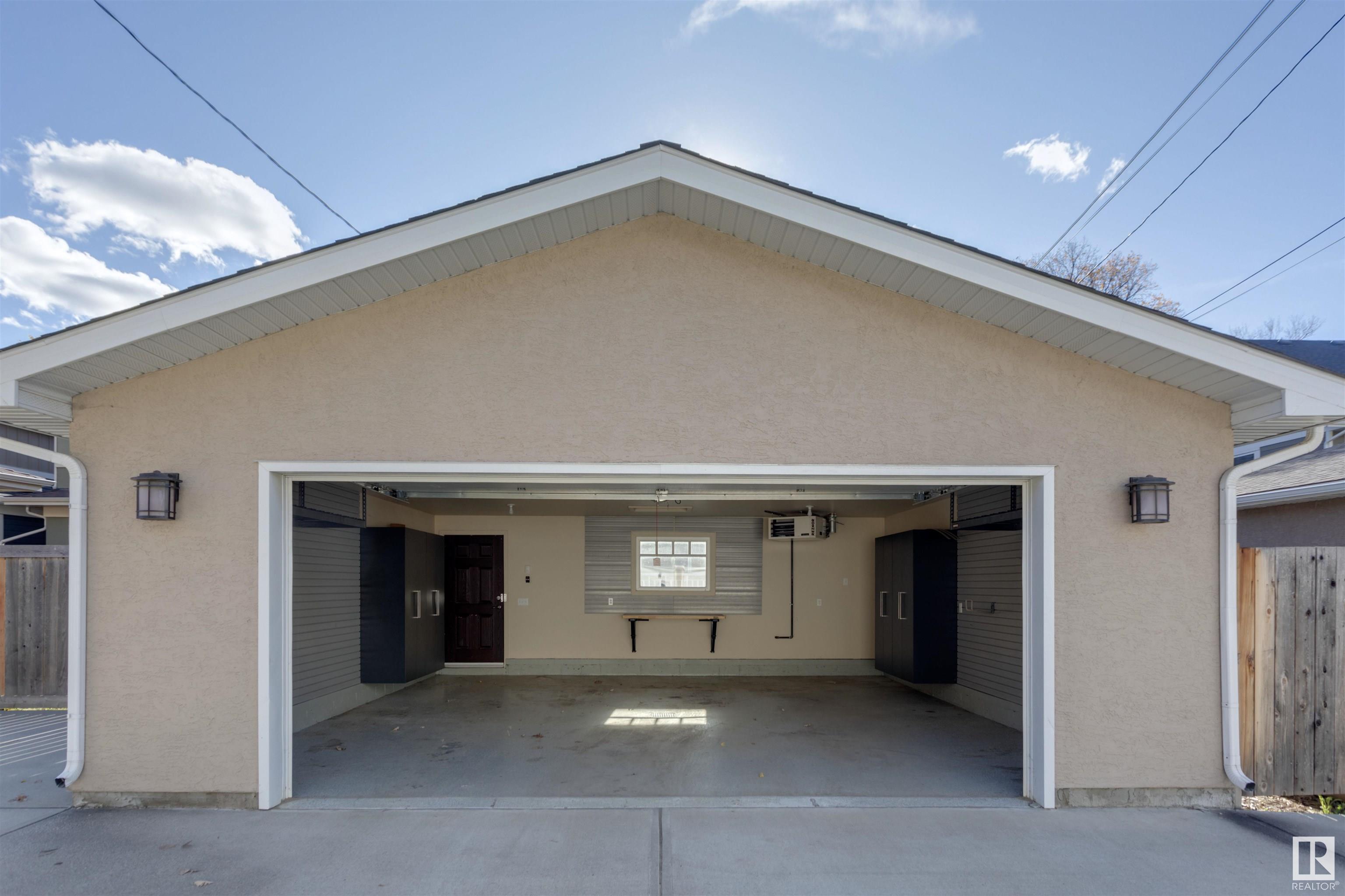      11026 80 AV NW , Edmonton,  ,T6G 0R3 ;  Listing Number: MLS E4419408