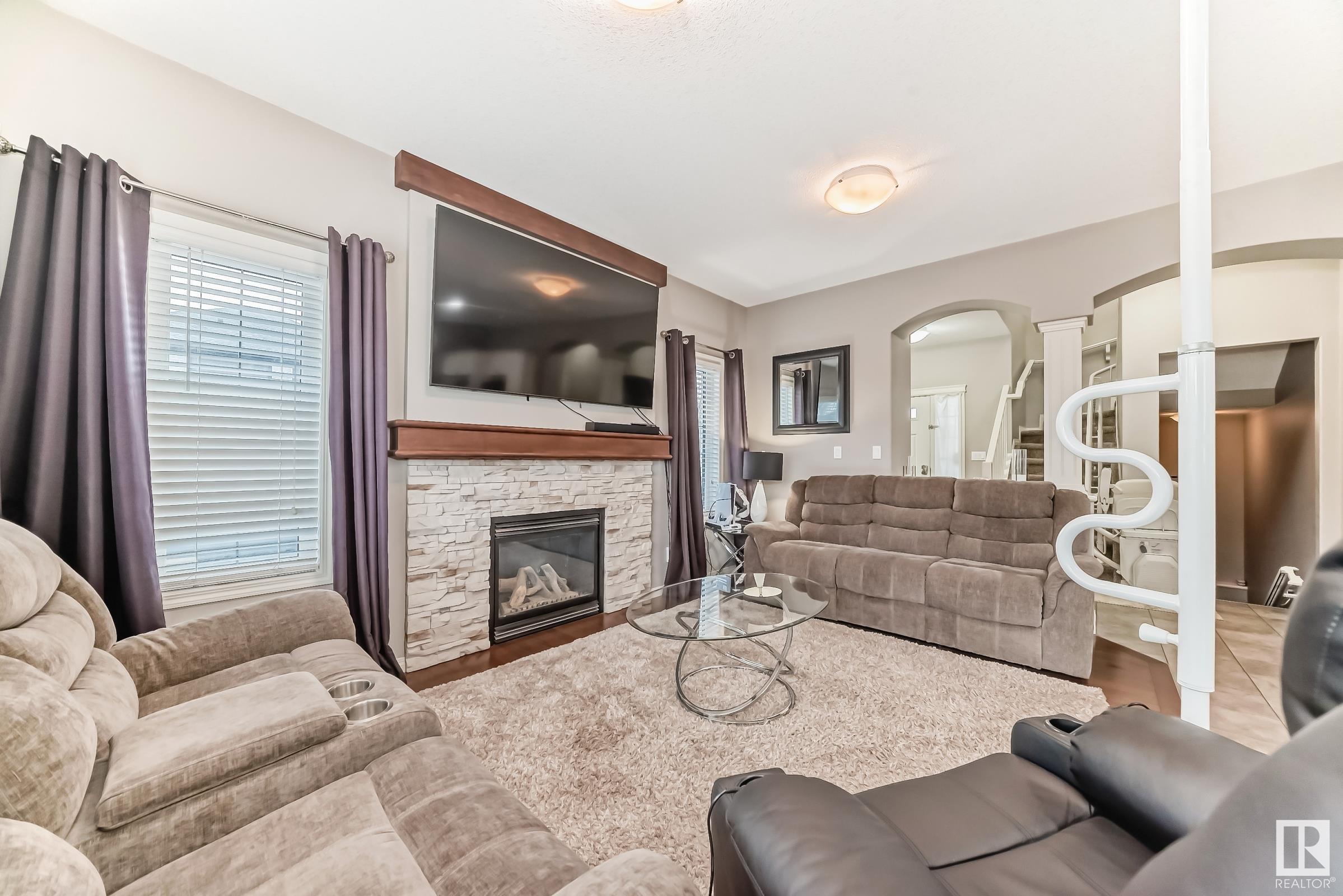      2003 Redtail CM NW , Edmonton,  ,T5S 0H2 ;  Listing Number: MLS E4419409