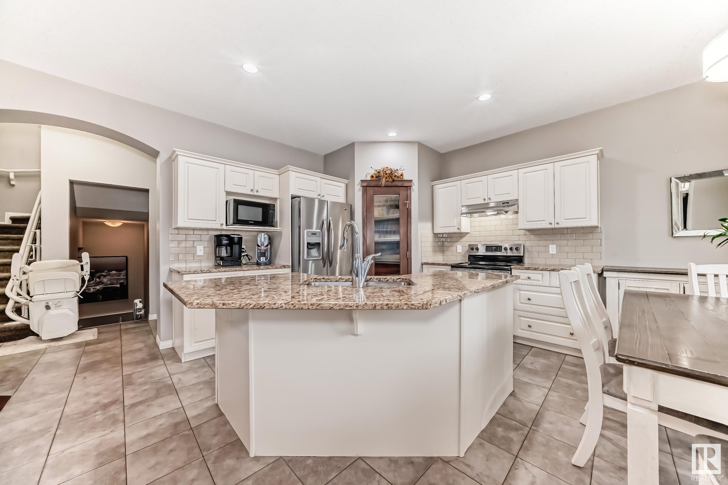      2003 Redtail CM NW , Edmonton,  ,T5S 0H2 ;  Listing Number: MLS E4419409