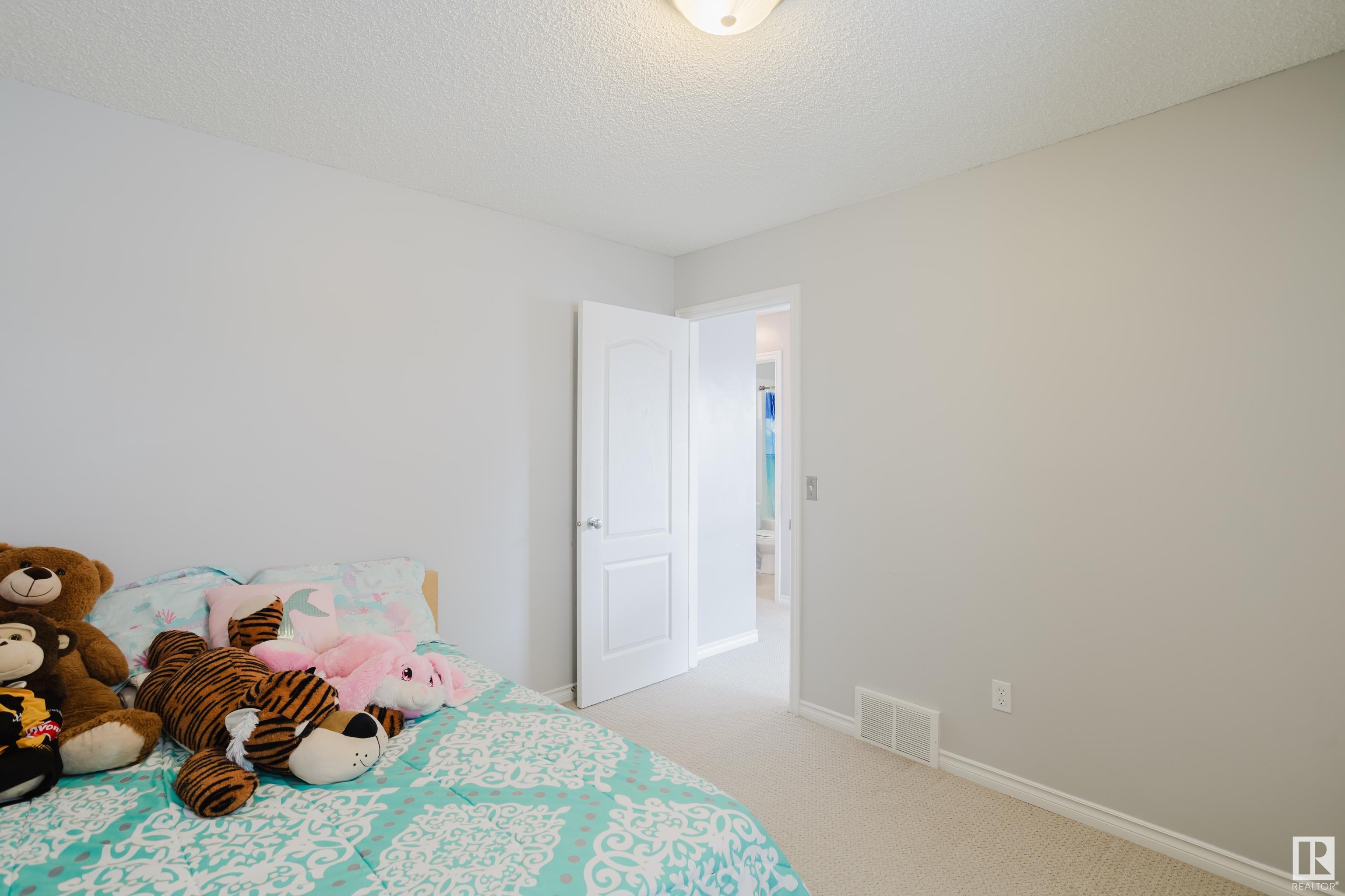      24 LAWSON BV , Spruce Grove,  ,T7X 4P1 ;  Listing Number: MLS E4419412