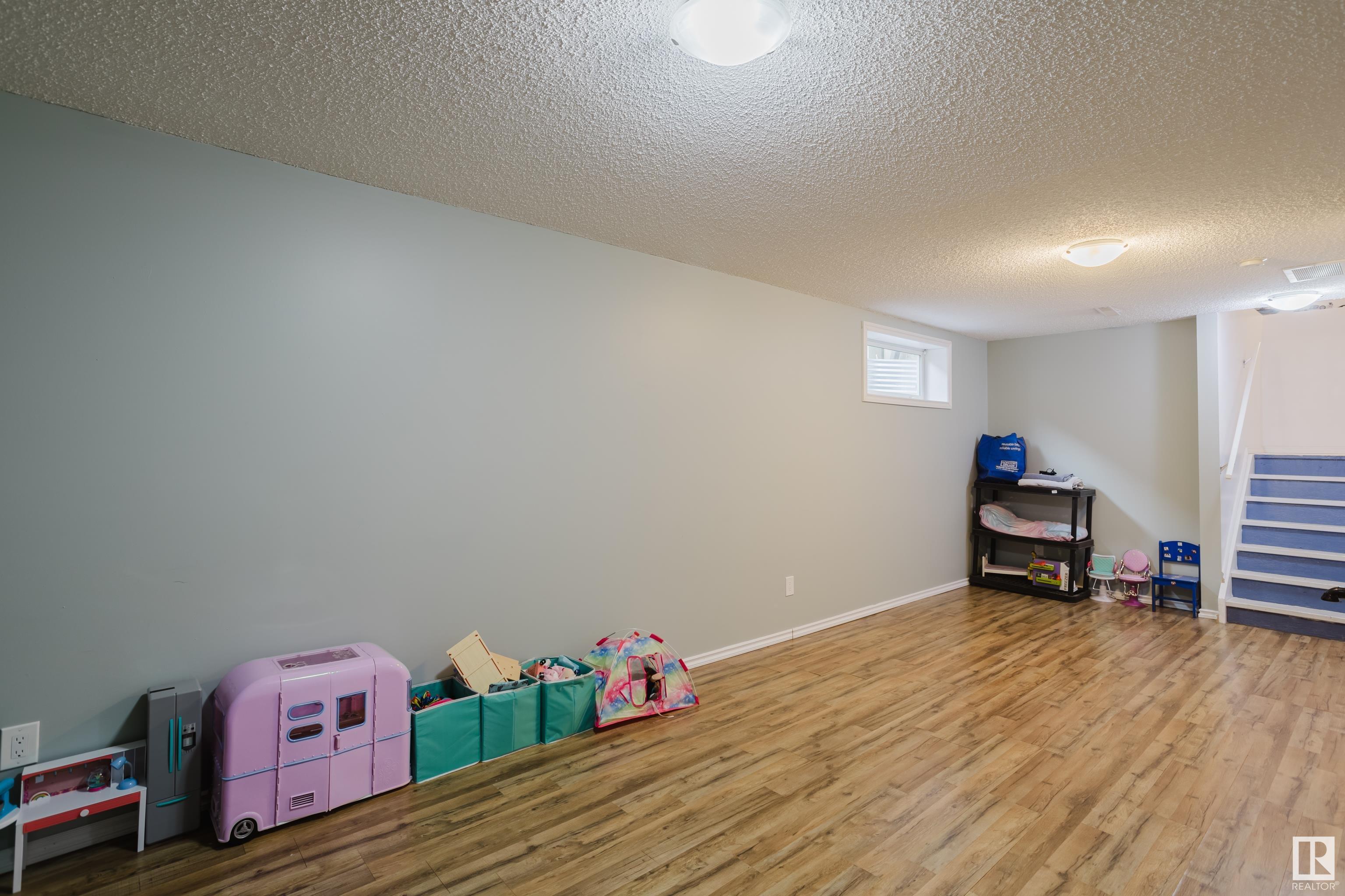      24 LAWSON BV , Spruce Grove,  ,T7X 4P1 ;  Listing Number: MLS E4419412