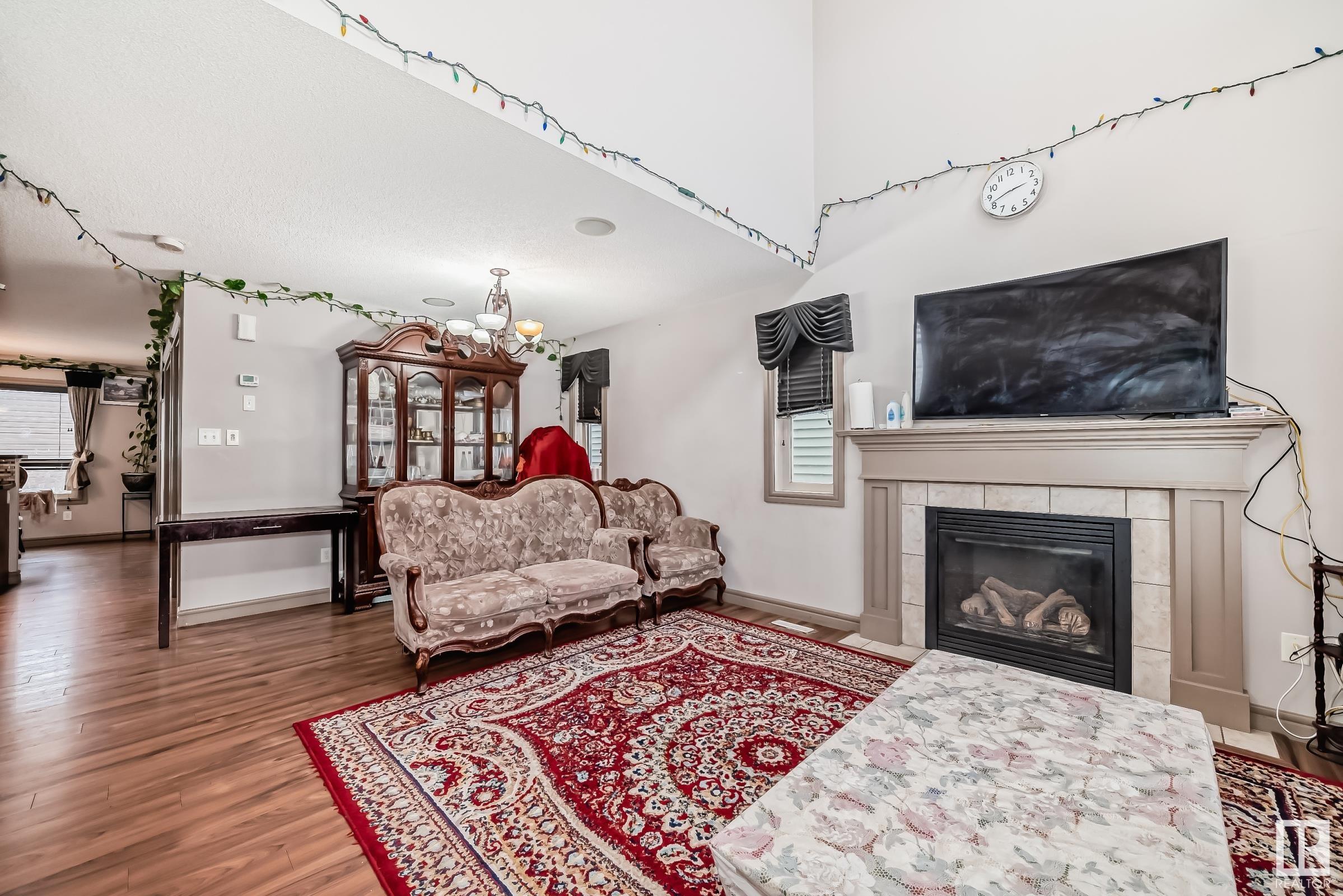      3125 17A AV NW , Edmonton,  ,T6T 0P5 ;  Listing Number: MLS E4419413