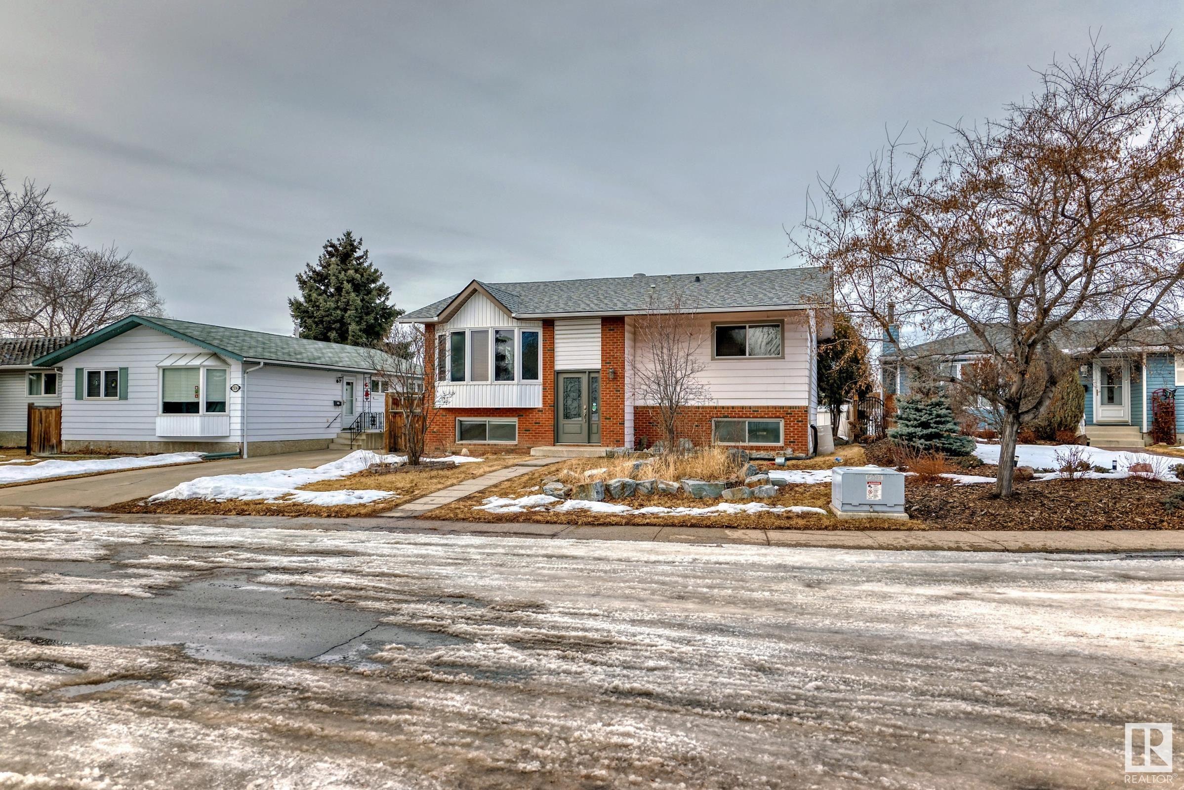      5112 14 AV NW , Edmonton,  ,T6L 1Z8 ;  Listing Number: MLS E4419417