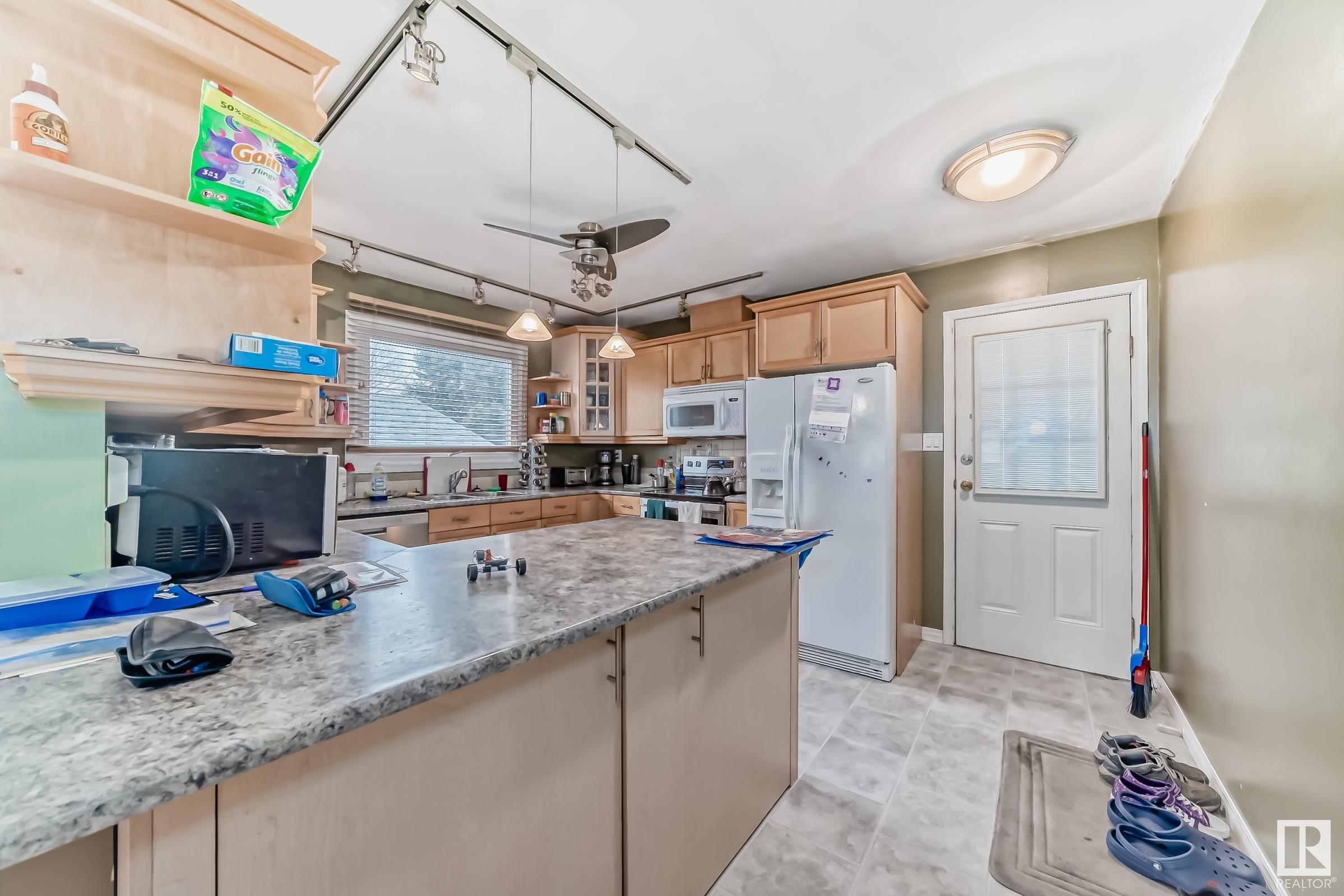      5112 14 AV NW , Edmonton,  ,T6L 1Z8 ;  Listing Number: MLS E4419417