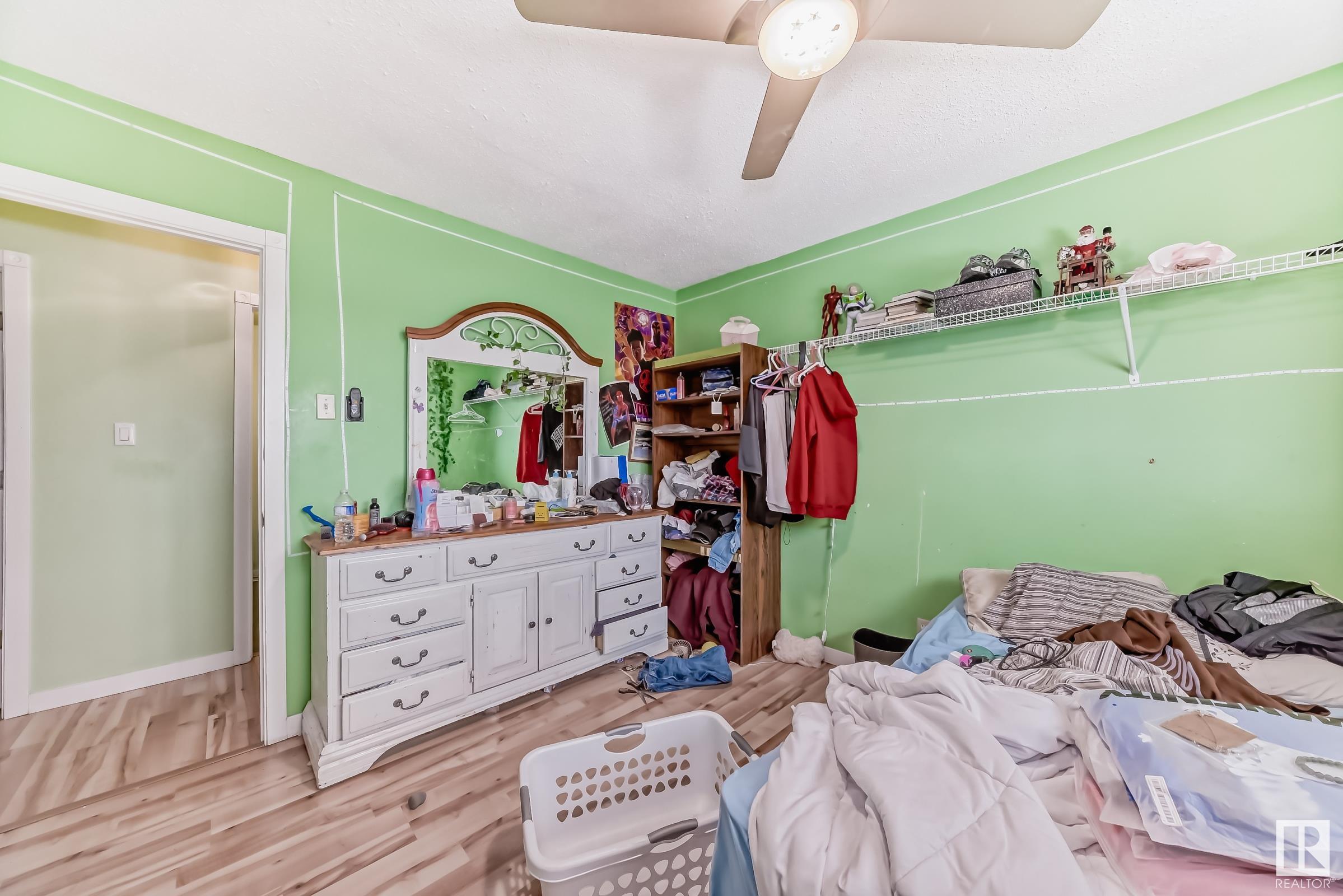      5112 14 AV NW , Edmonton,  ,T6L 1Z8 ;  Listing Number: MLS E4419417