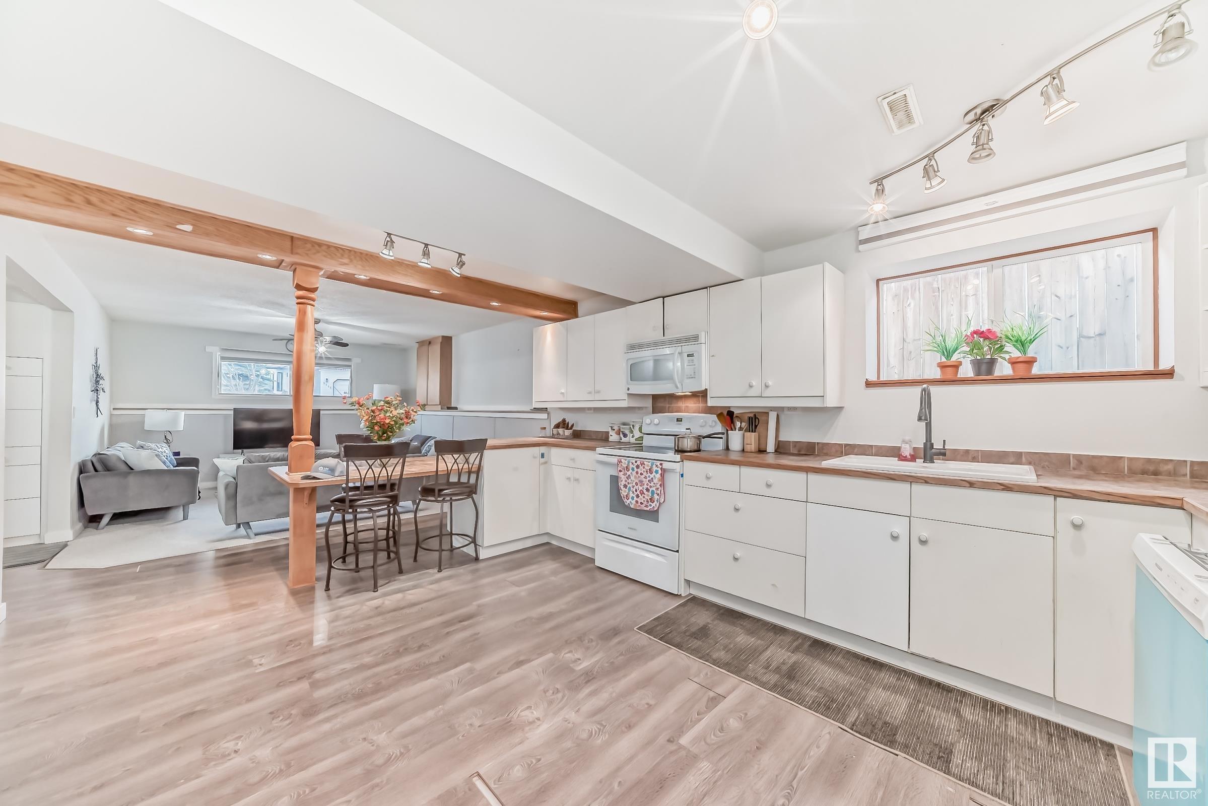      5112 14 AV NW , Edmonton,  ,T6L 1Z8 ;  Listing Number: MLS E4419417