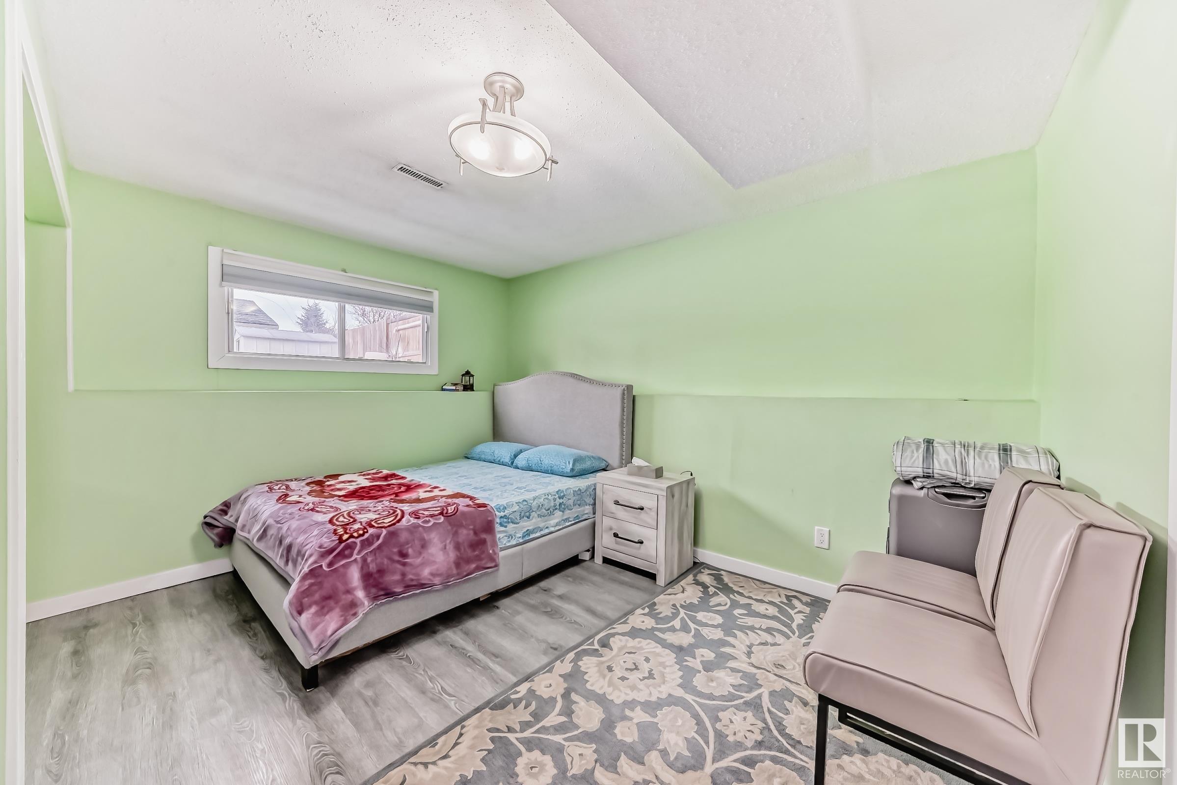      5112 14 AV NW , Edmonton,  ,T6L 1Z8 ;  Listing Number: MLS E4419417