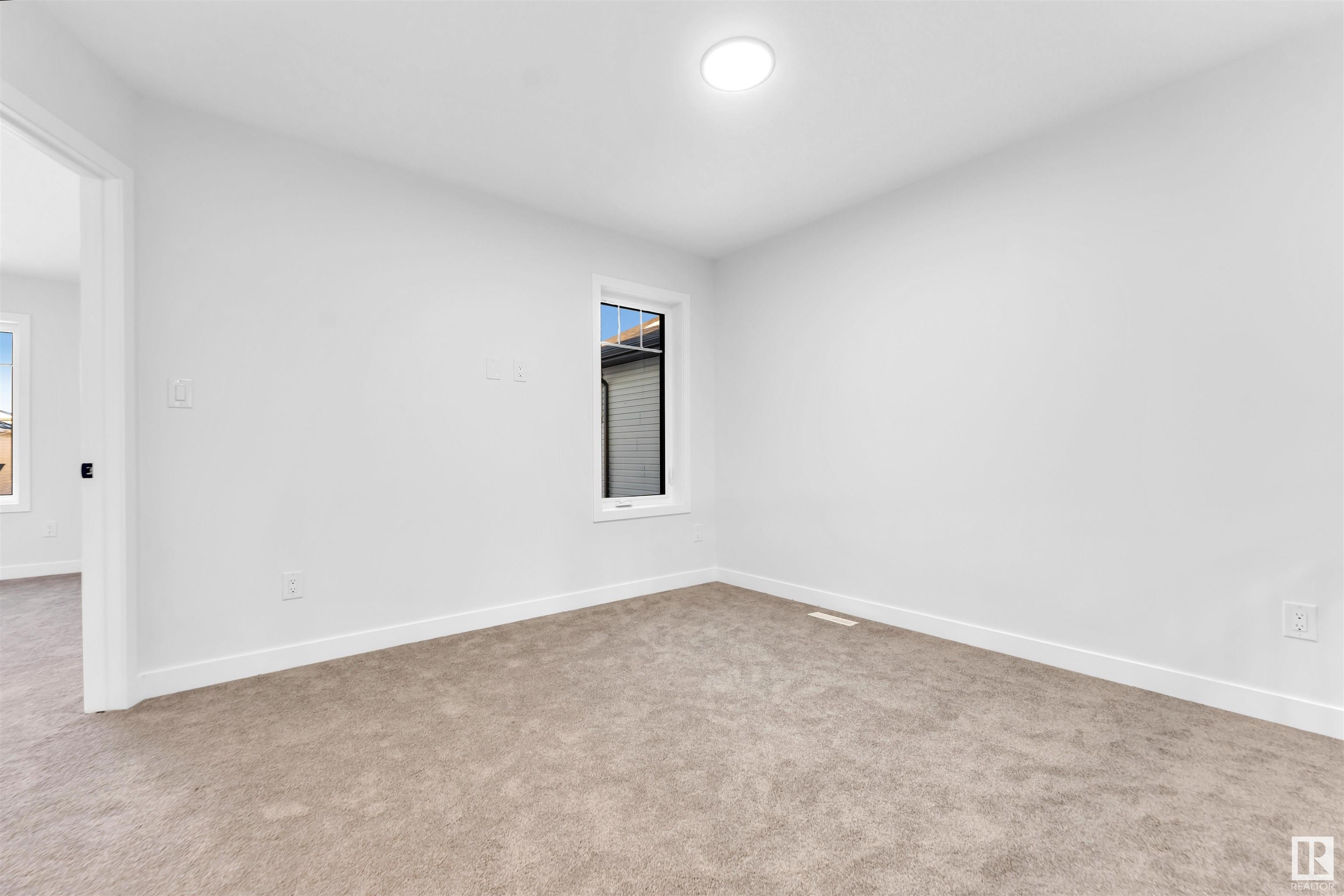      3903 41 AV , Beaumont,  ,T6X 3B5 ;  Listing Number: MLS E4419422
