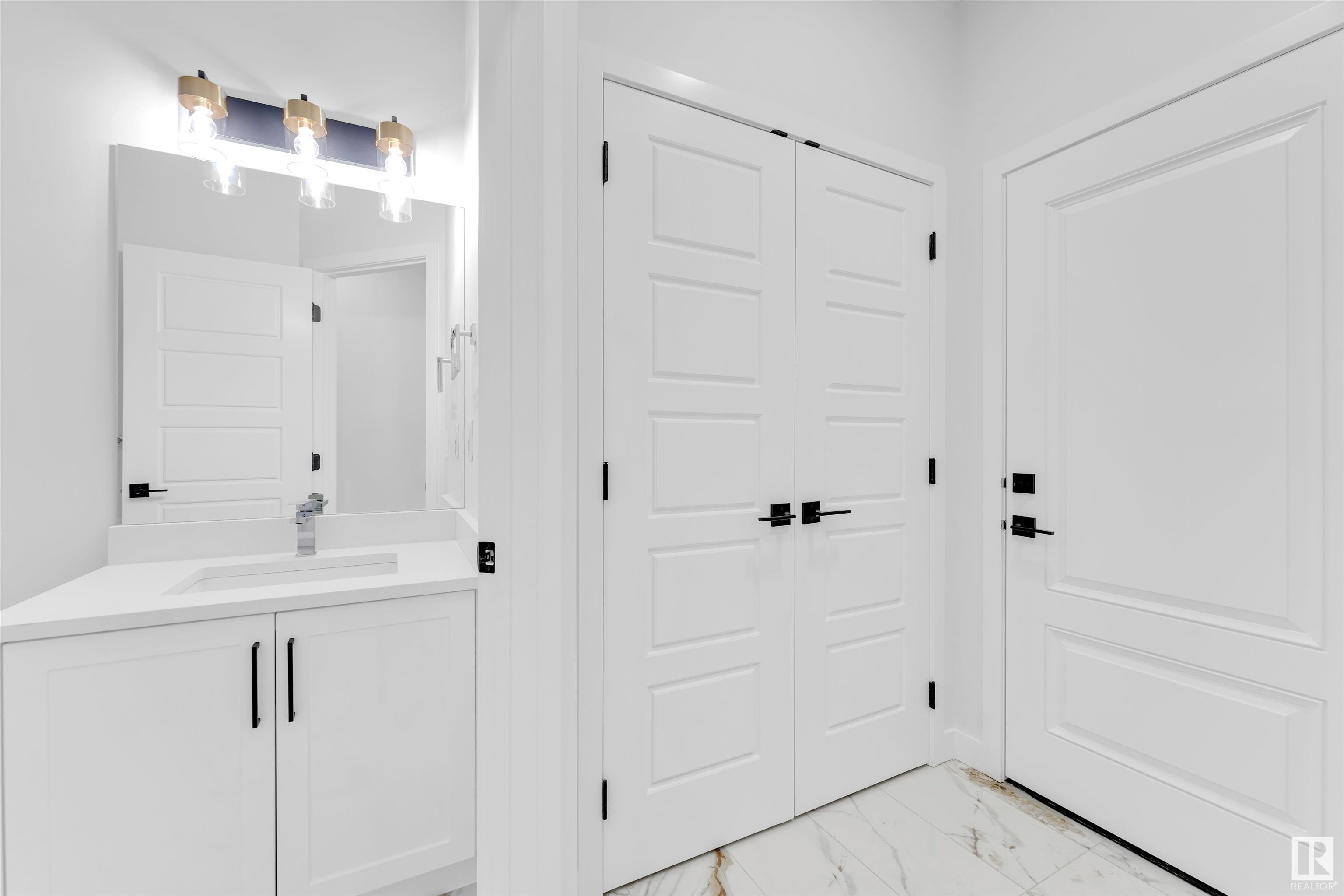      3903 41 AV , Beaumont,  ,T6X 3B5 ;  Listing Number: MLS E4419422