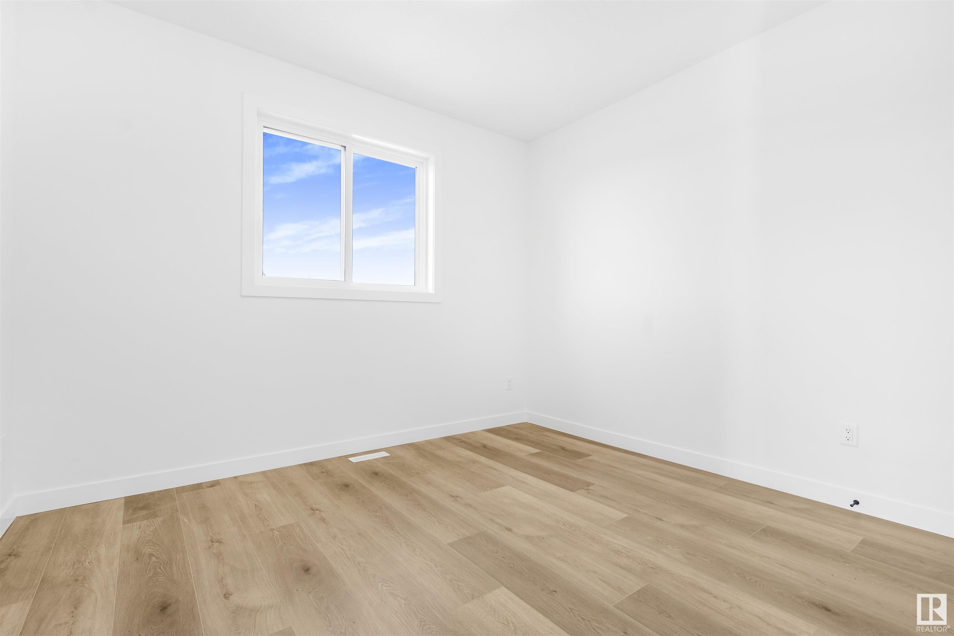      235 166 AV NE , Edmonton,  ,T5Y 4J2 ;  Listing Number: MLS E4419434