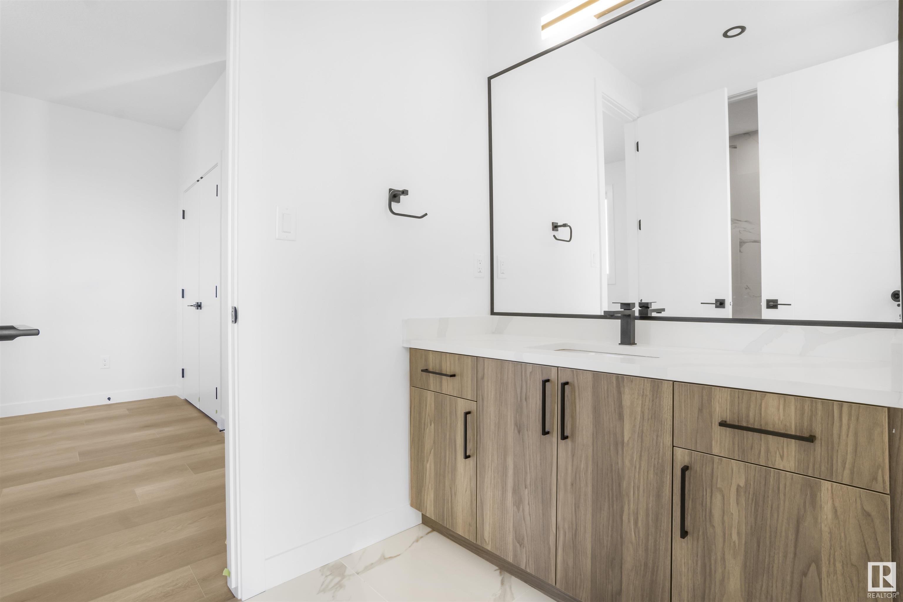      235 166 AV NE , Edmonton,  ,T5Y 4J2 ;  Listing Number: MLS E4419434