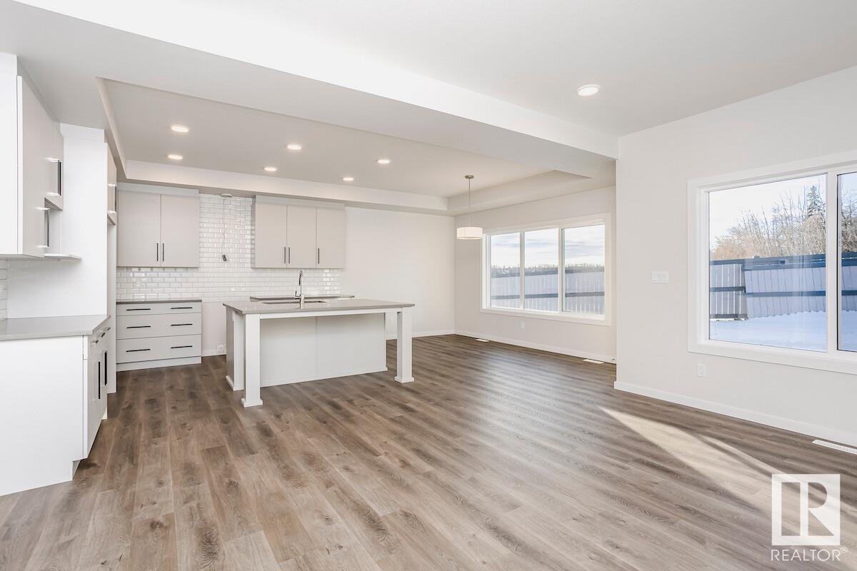      19 ASHBURY CR , Spruce Grove,  ,T7X 3C6 ;  Listing Number: MLS E4419437