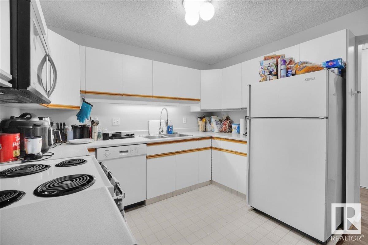      #113 9007 106A AV NW , Edmonton,  ,T5H 3Y7 ;  Listing Number: MLS E4419440