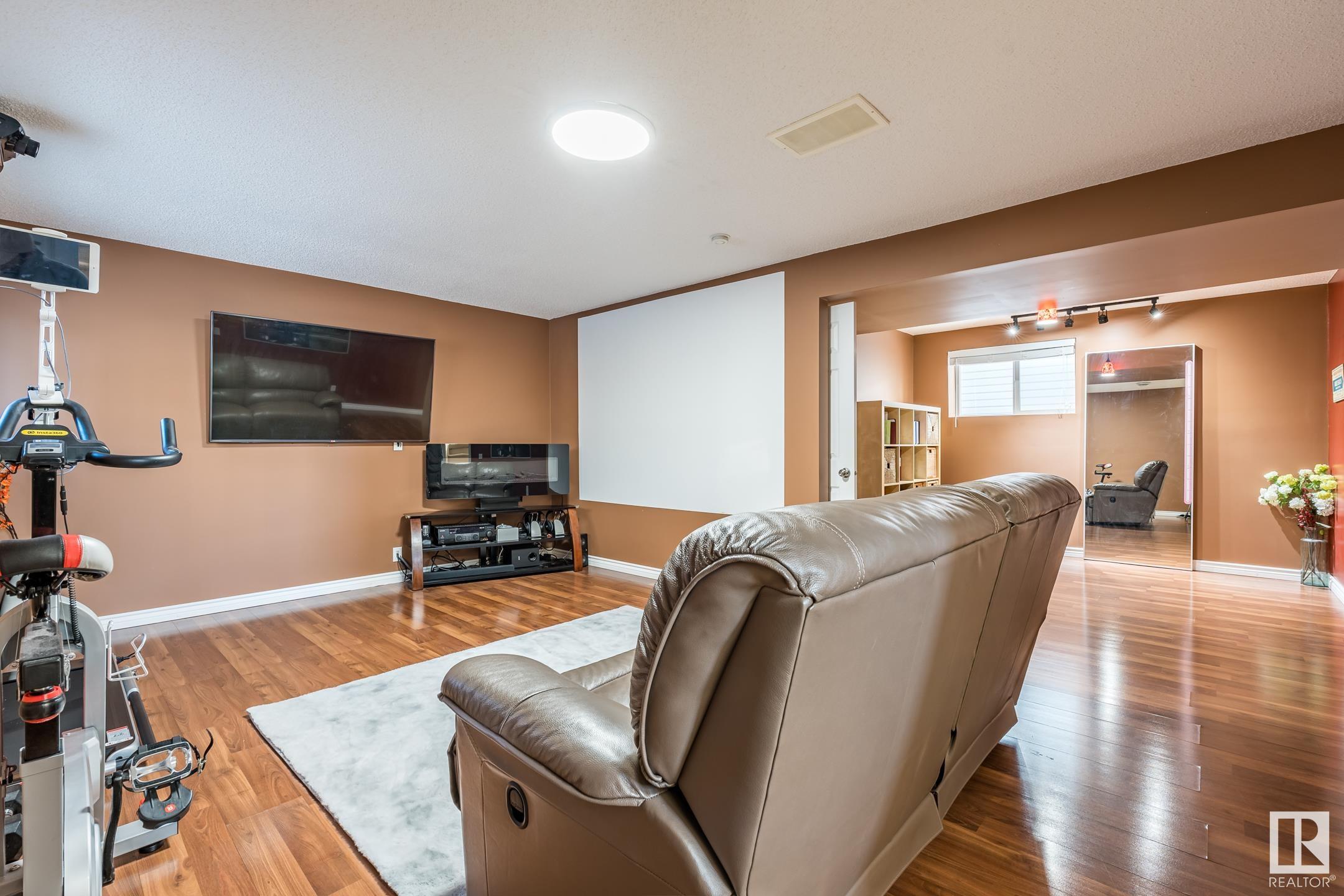      20416 48 AV NW , Edmonton,  ,T6M 0C1 ;  Listing Number: MLS E4419442