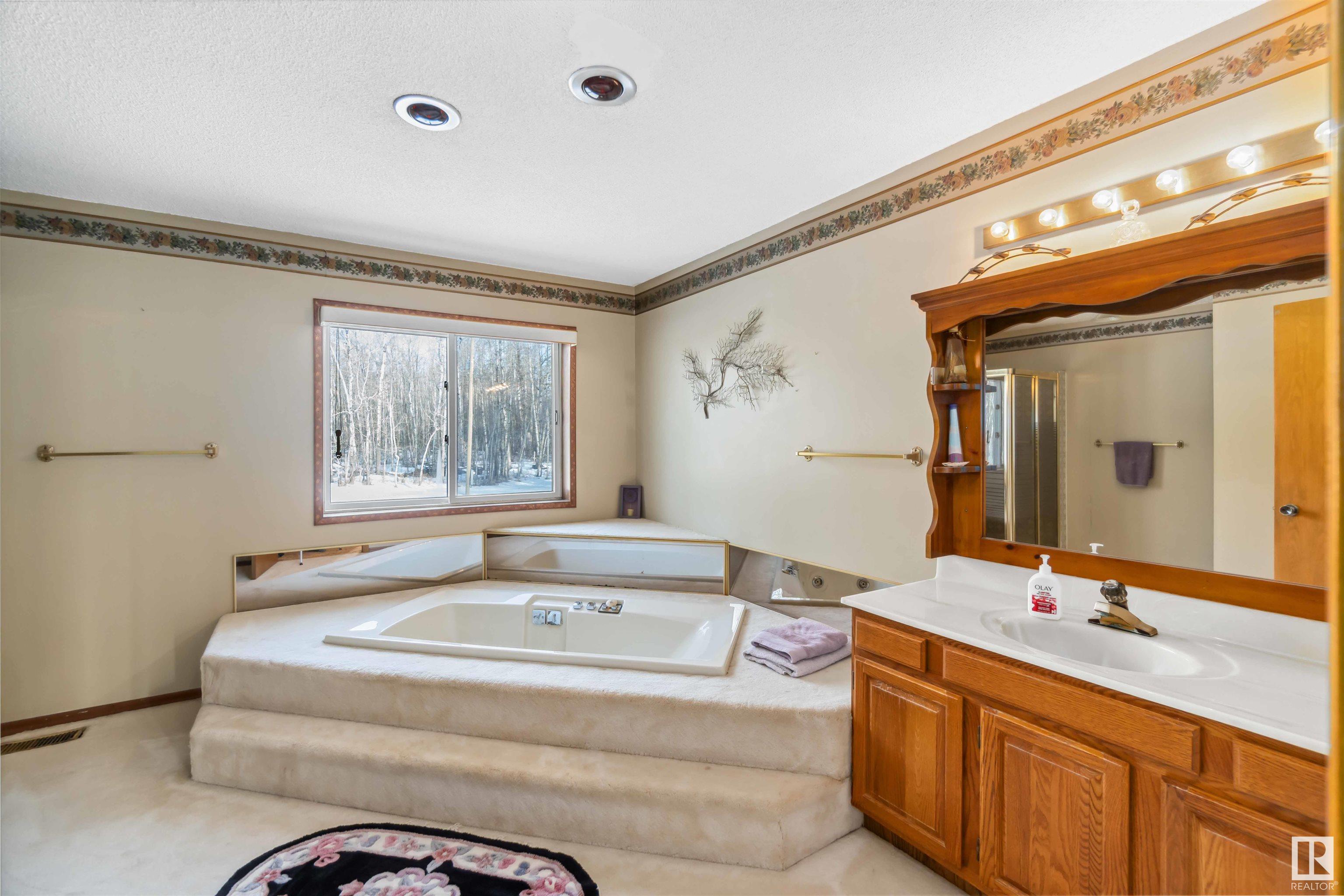      2531 TWP ROAD 571 , Rural Lac Ste. Anne County,  ,T0E 1A0 ;  Listing Number: MLS E4419446