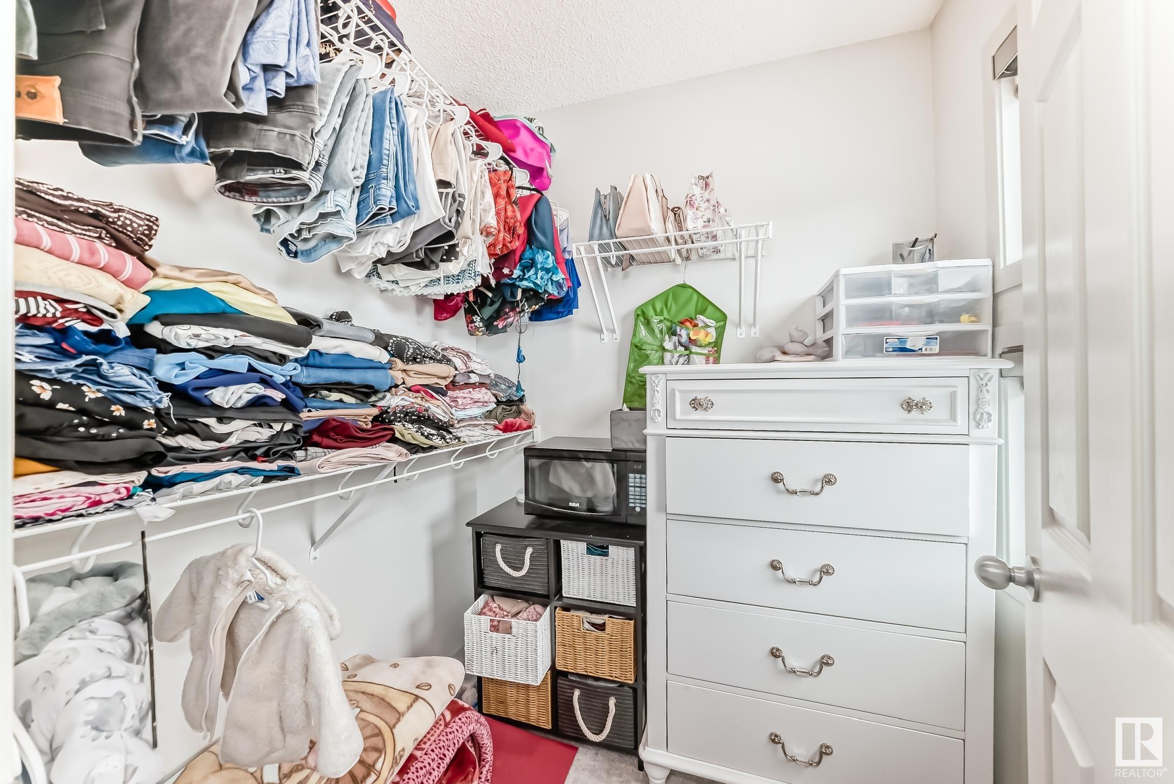      9804 227 ST NW , Edmonton,  ,T5T 7T9 ;  Listing Number: MLS E4419467