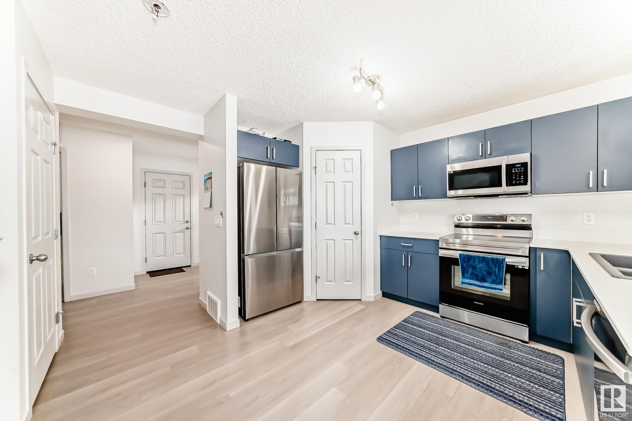      9804 227 ST NW , Edmonton,  ,T5T 7T9 ;  Listing Number: MLS E4419467