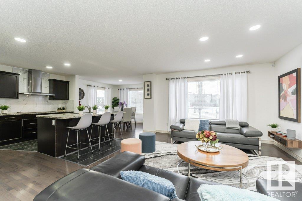      11445 14A AV SW , Edmonton,  ,T6W 0N3 ;  Listing Number: MLS E4419481