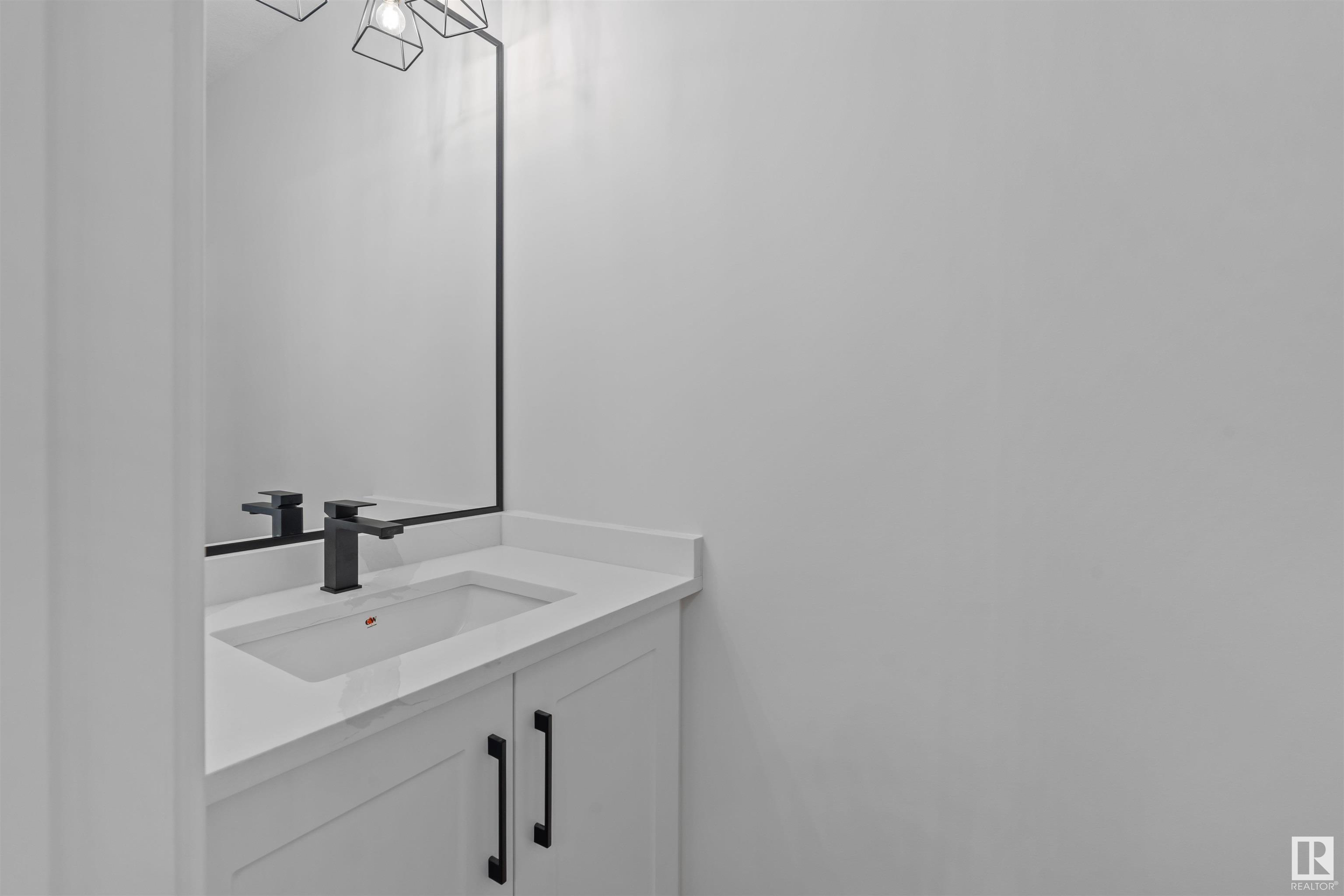      11519 67 ST NW , Edmonton,  ,T5B 1L6 ;  Listing Number: MLS E4419492