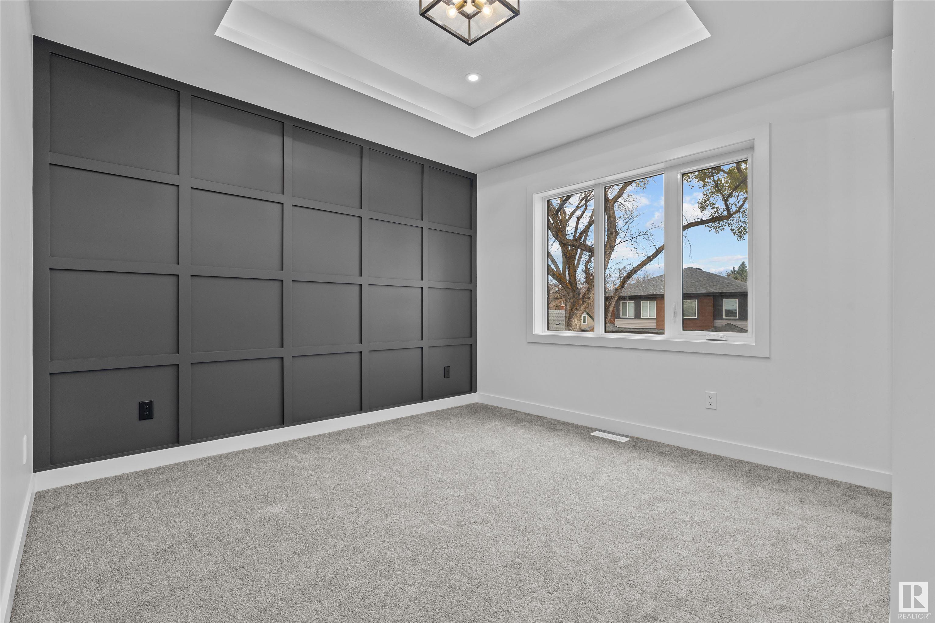      11519 67 ST NW , Edmonton,  ,T5B 1L6 ;  Listing Number: MLS E4419492