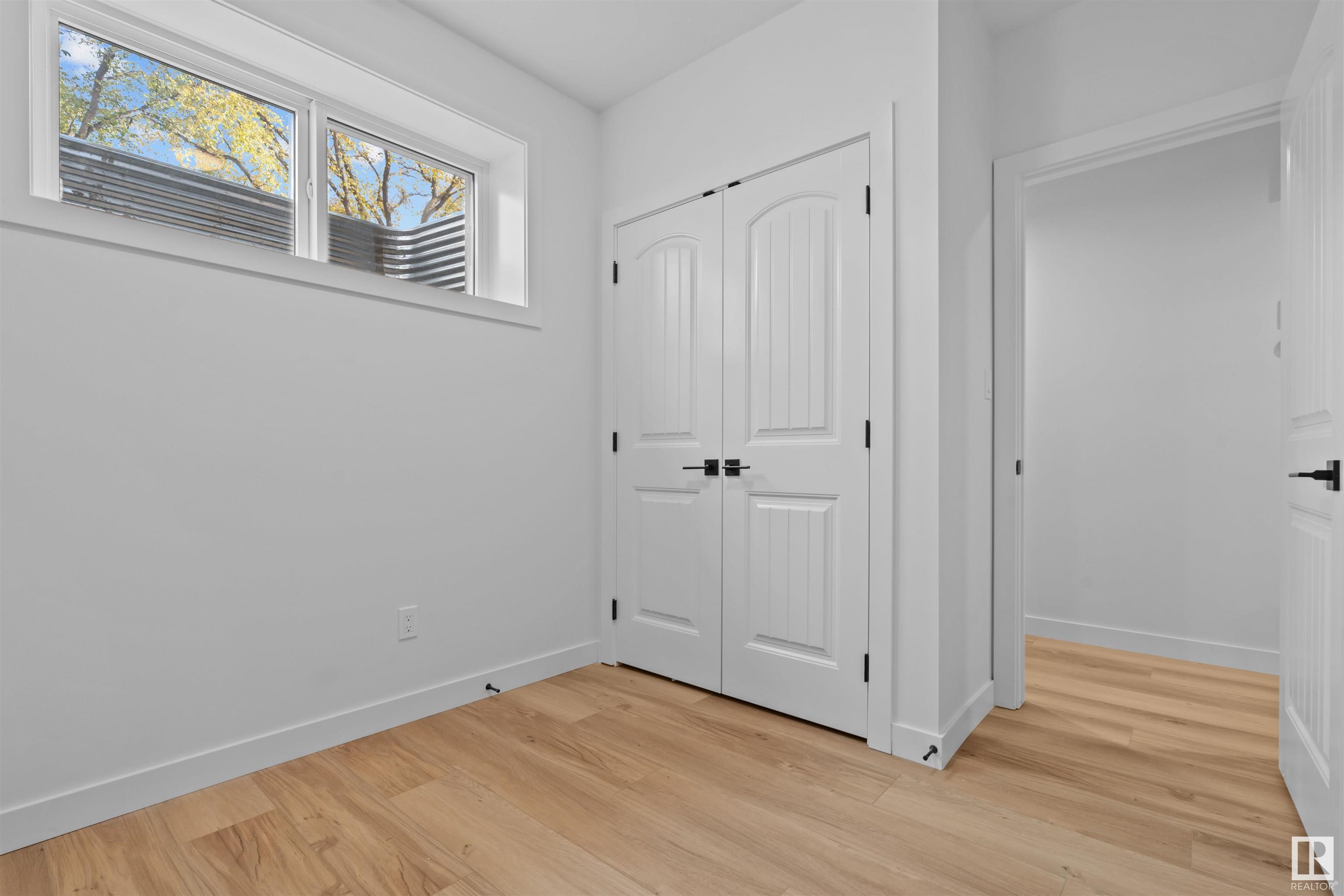      11519 67 ST NW , Edmonton,  ,T5B 1L6 ;  Listing Number: MLS E4419492