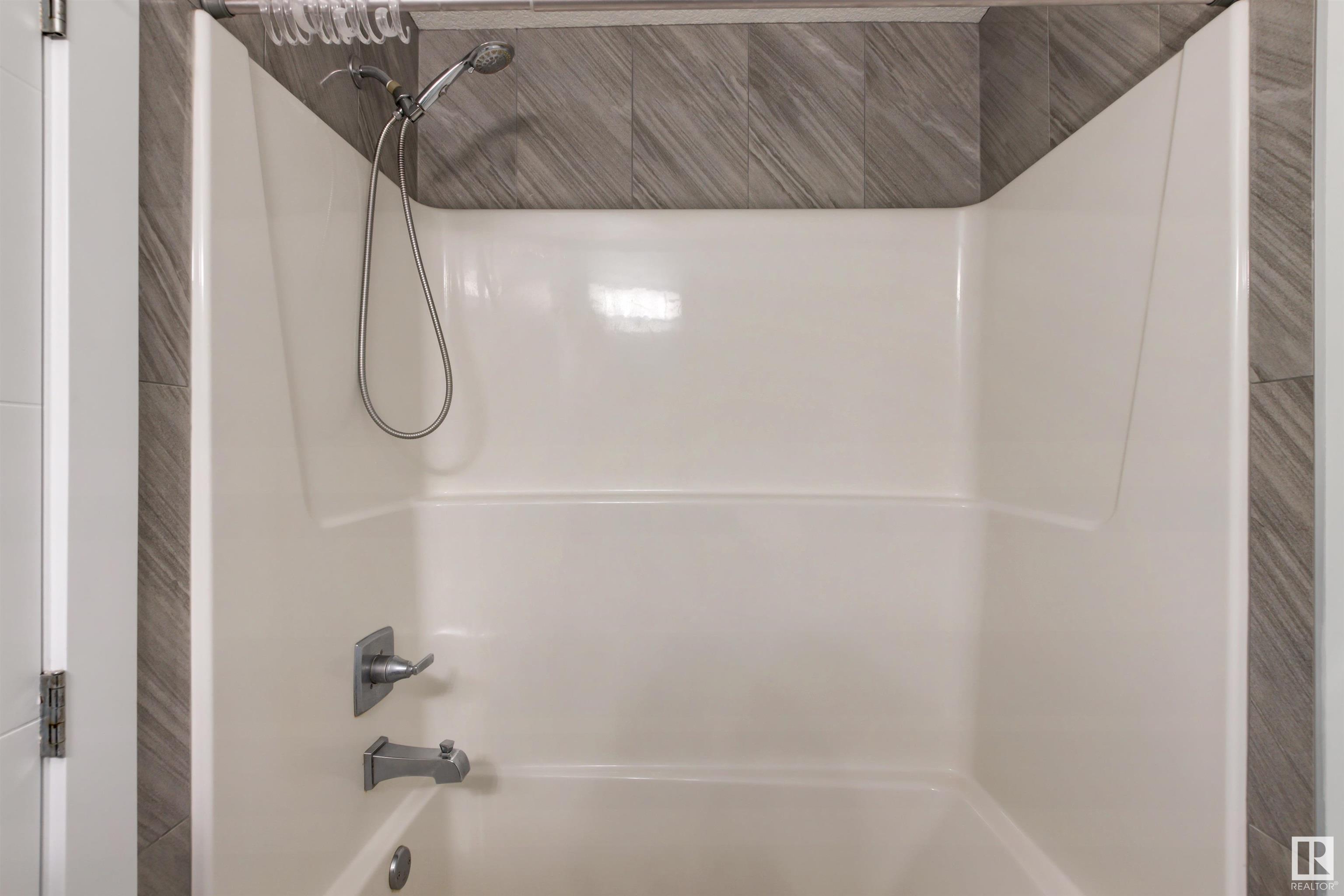      #3 230 EDGEMONT RD NW , Edmonton,  ,T6M 0Y8 ;  Listing Number: MLS E4419495