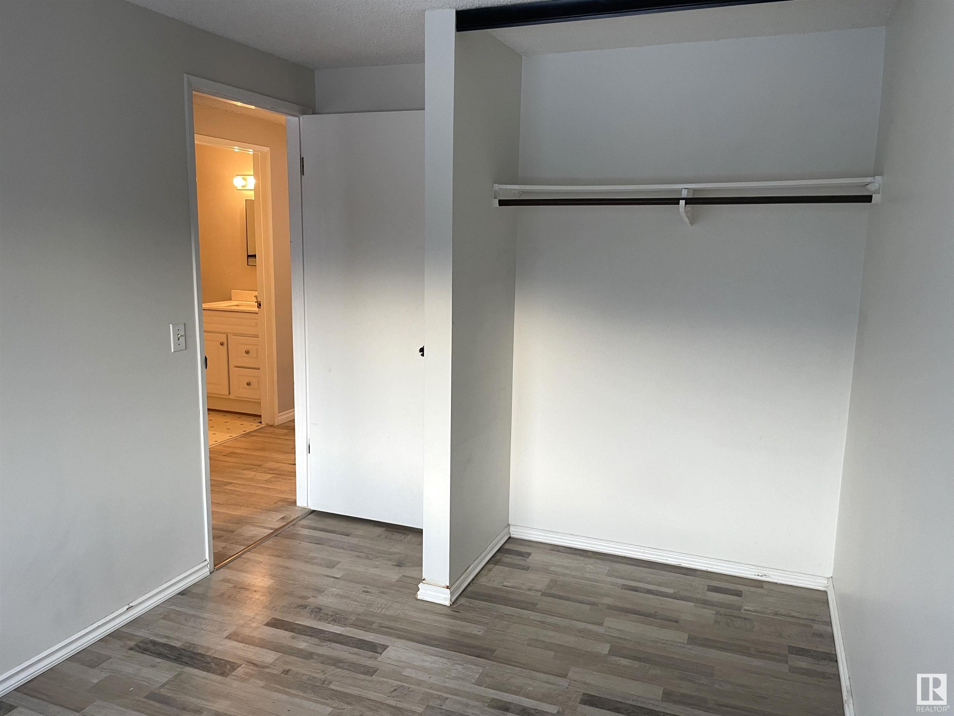     #8 2024 57 ST NW , Edmonton,  ,T6L 2Z3 ;  Listing Number: MLS E4419497