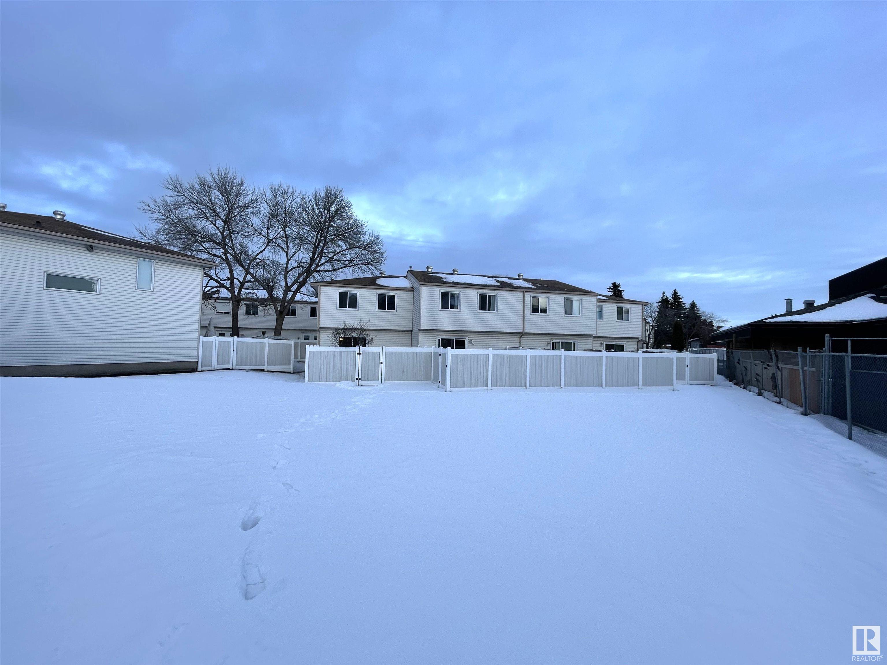      #8 2024 57 ST NW , Edmonton,  ,T6L 2Z3 ;  Listing Number: MLS E4419497