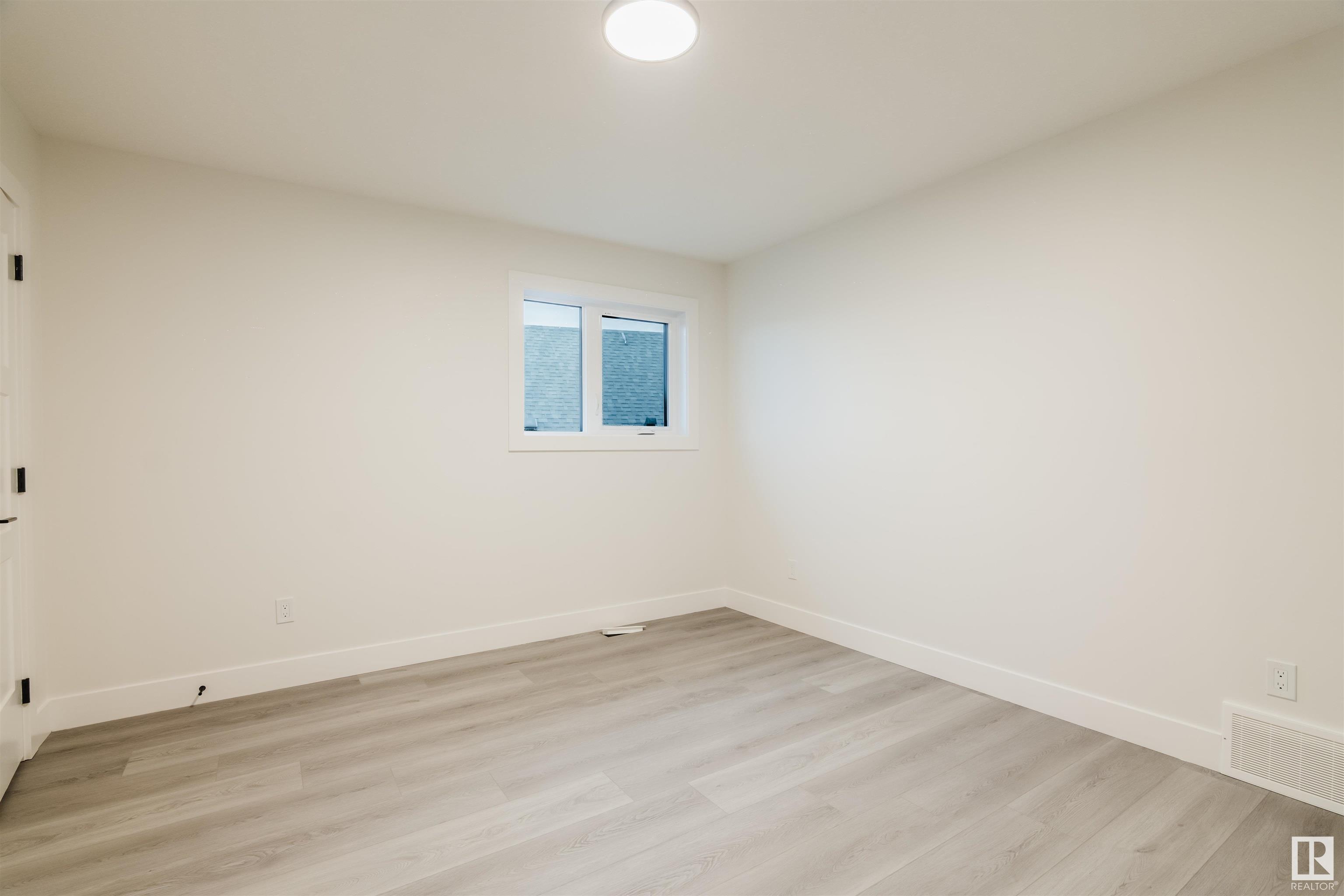      54 PRESCOTT BV , Spruce Grove,  ,T7X 2W8 ;  Listing Number: MLS E4419500